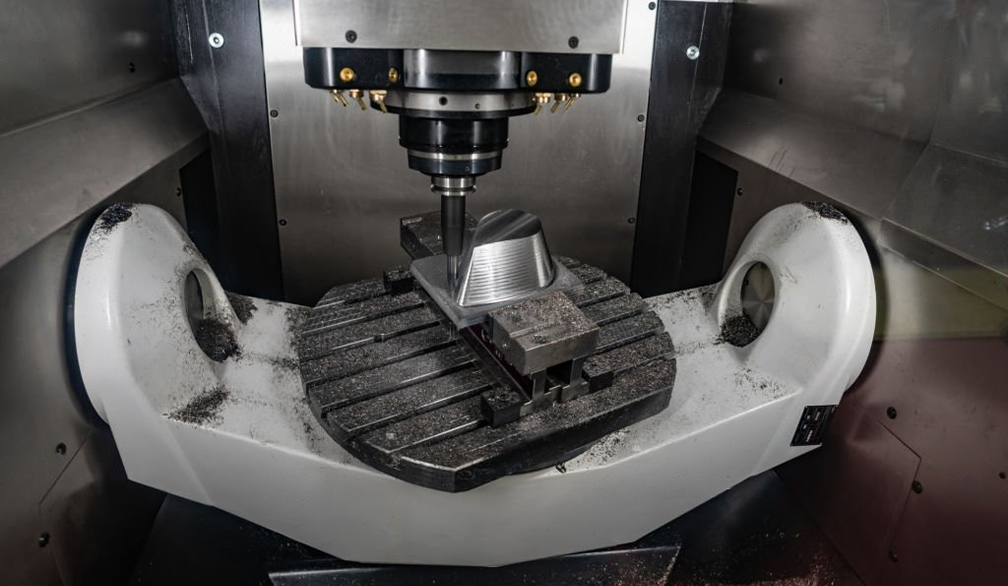 otomotıv-endustrısınde-kullanilan-cnc-makınelerı-kapak-gorsel