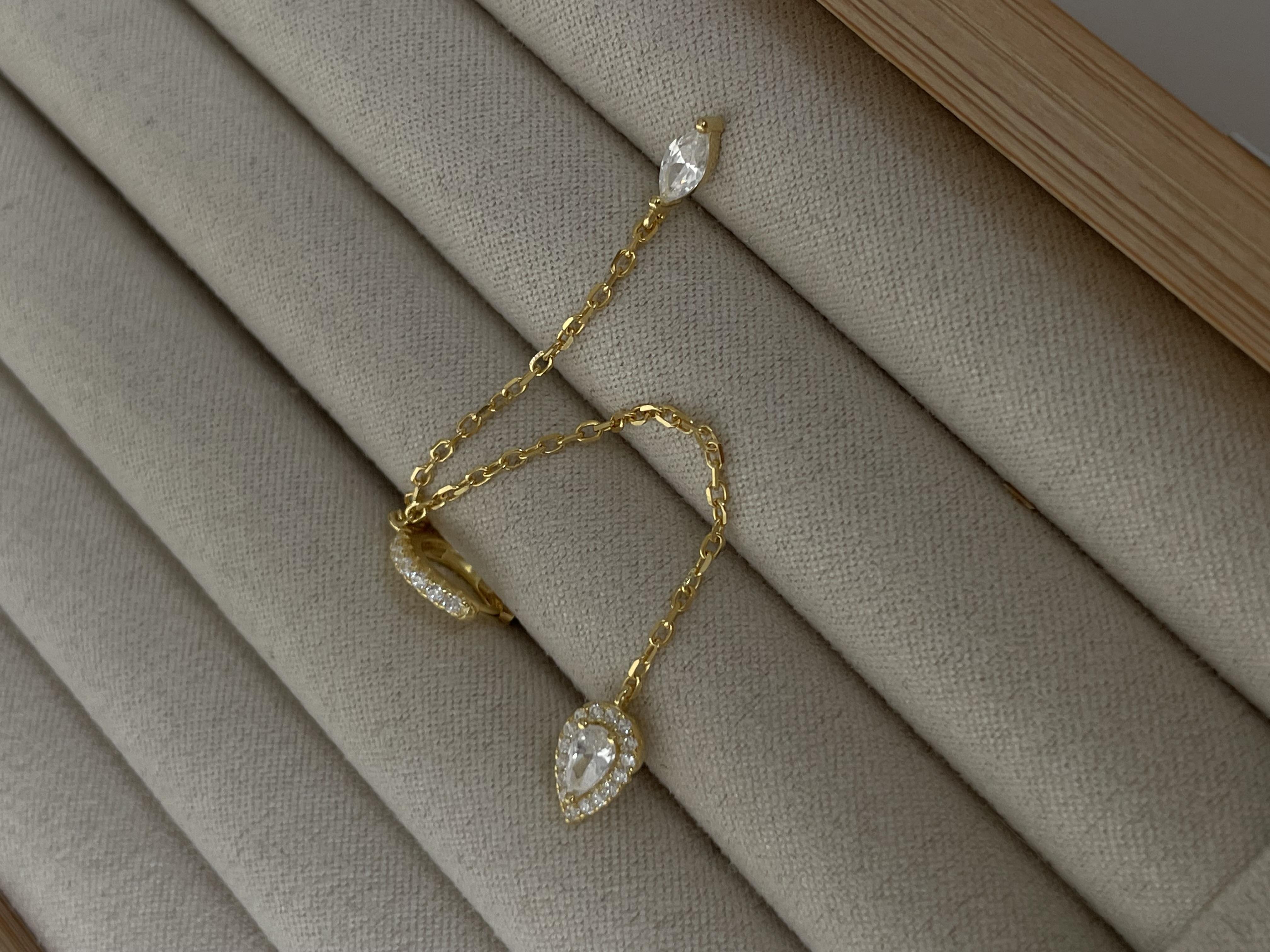 Damla Halka Detaylı Sallantılı Küpe
