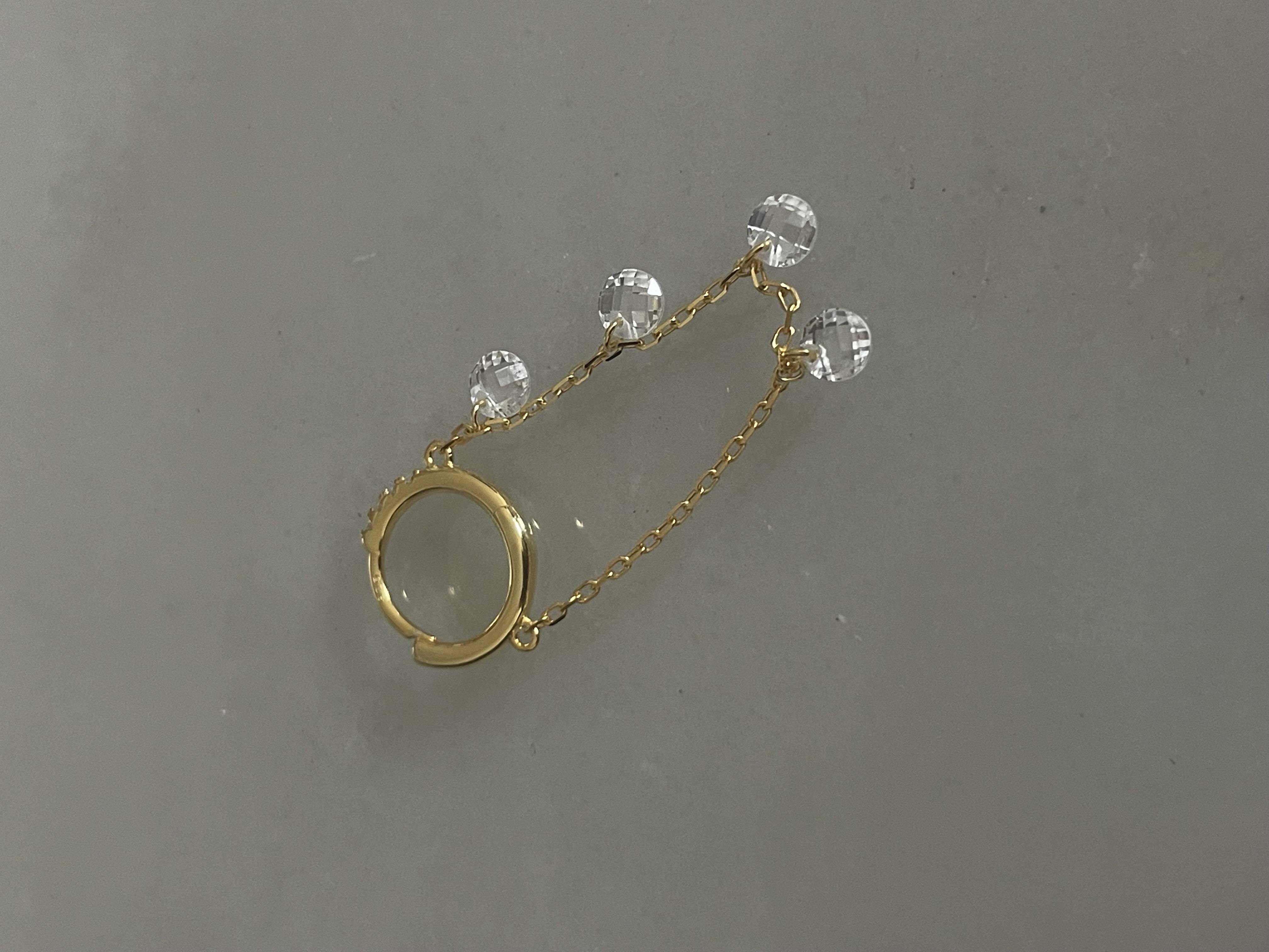 Dört Kristal Taşlı Halka Küpe