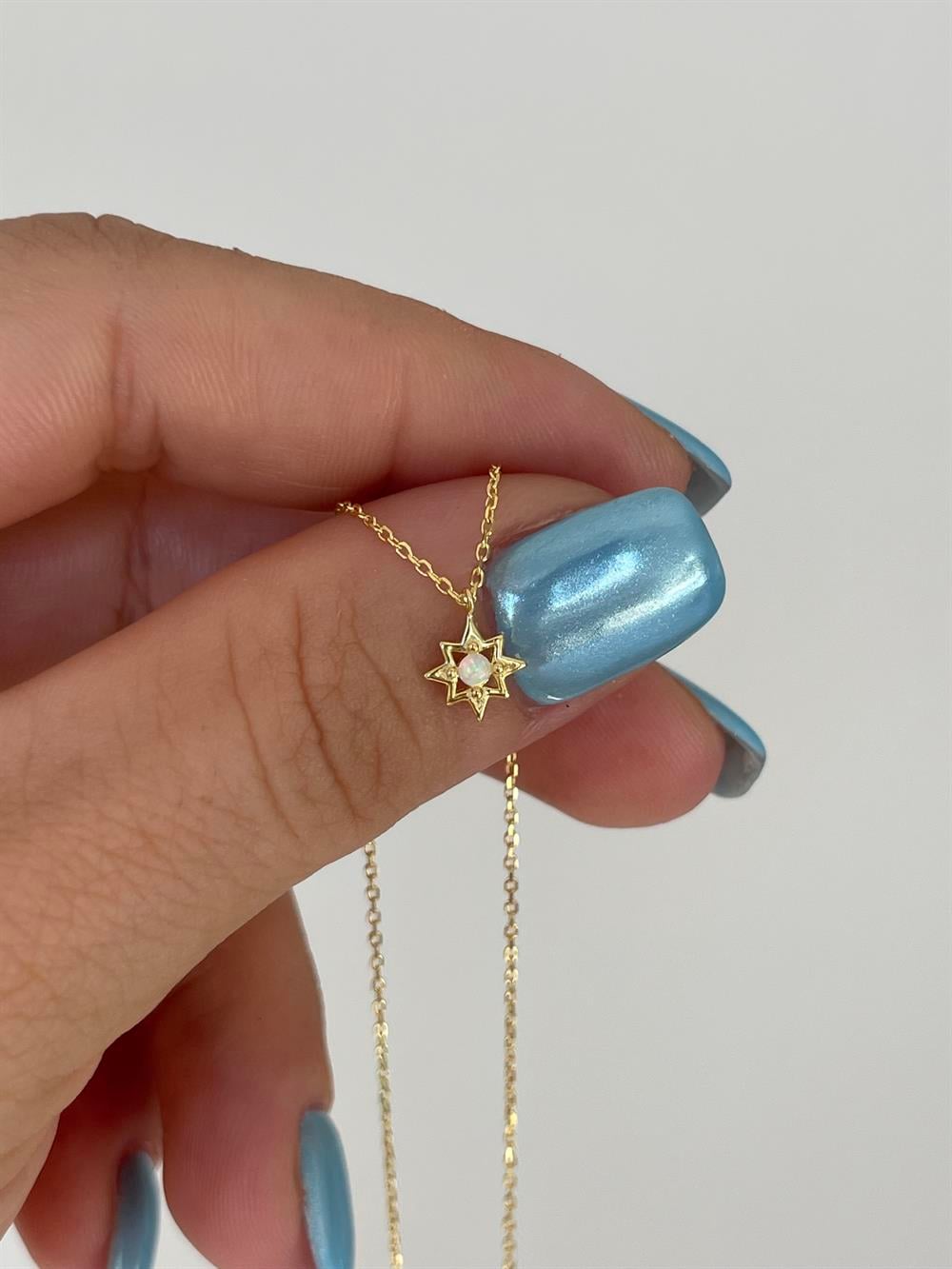 İçi Opal Taşlı Yıldız Kolye