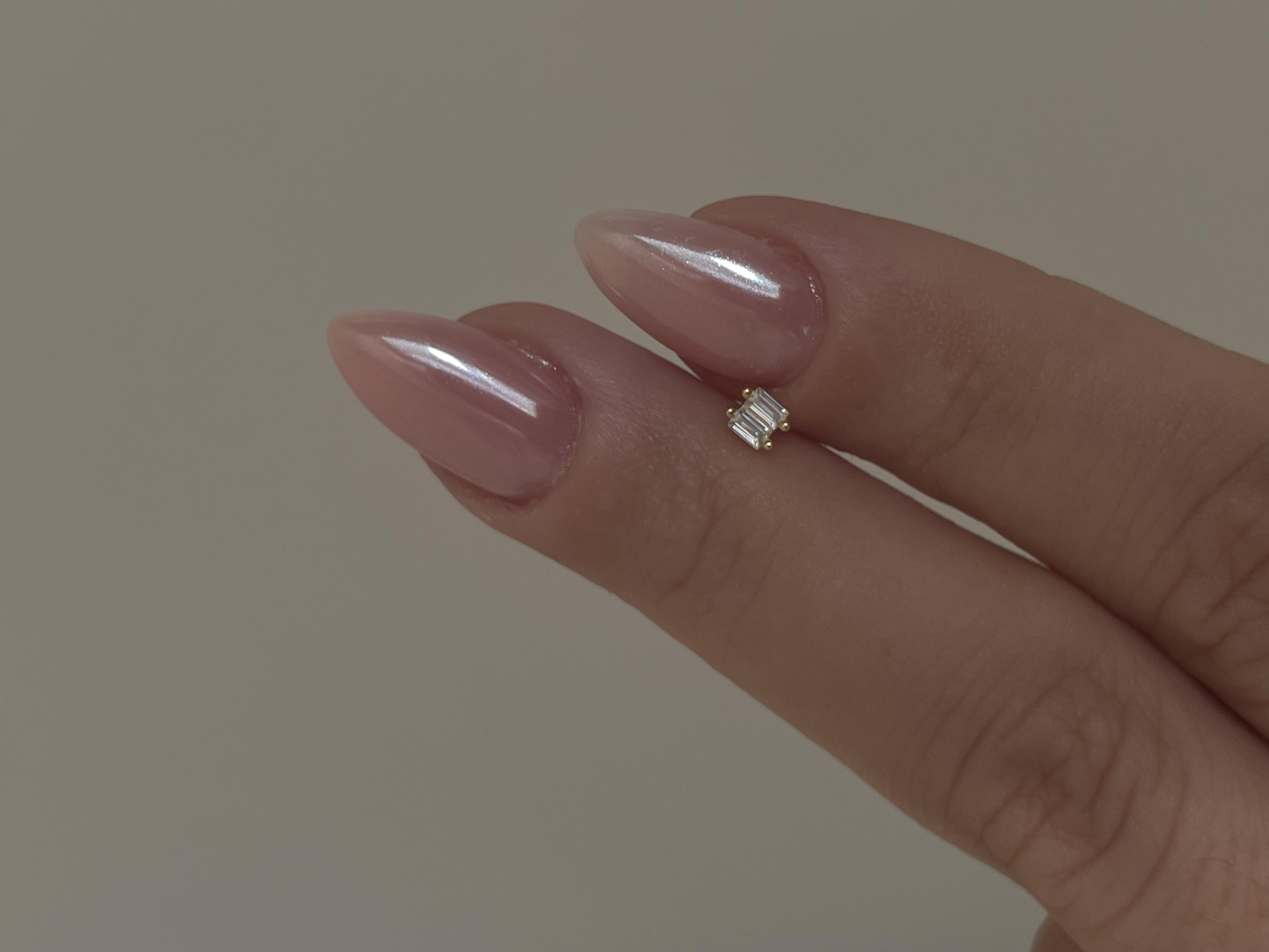 İki Küçük Baget Taşlı Piercing