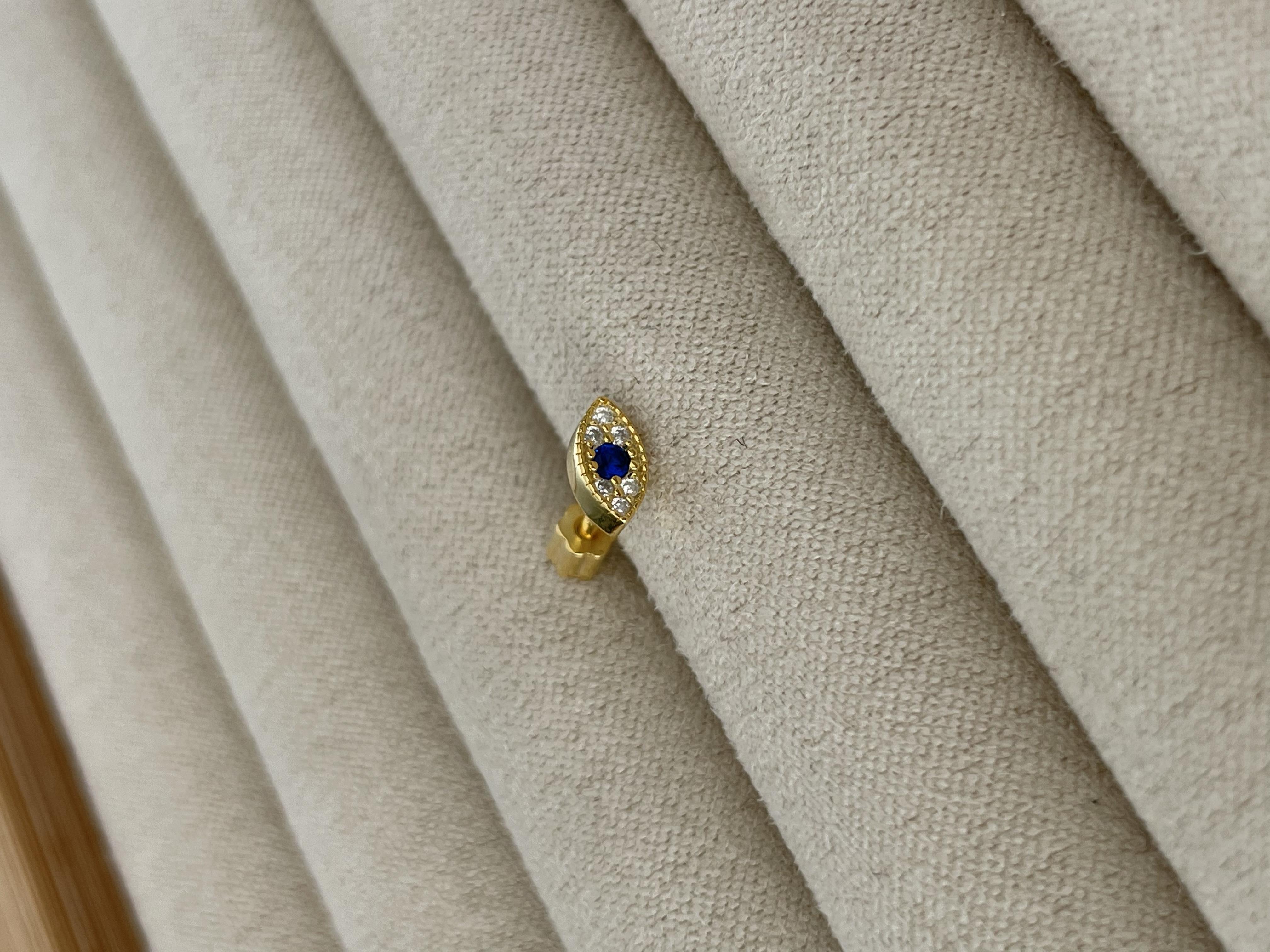 Ortası Mavi Taşlı Göz Piercing