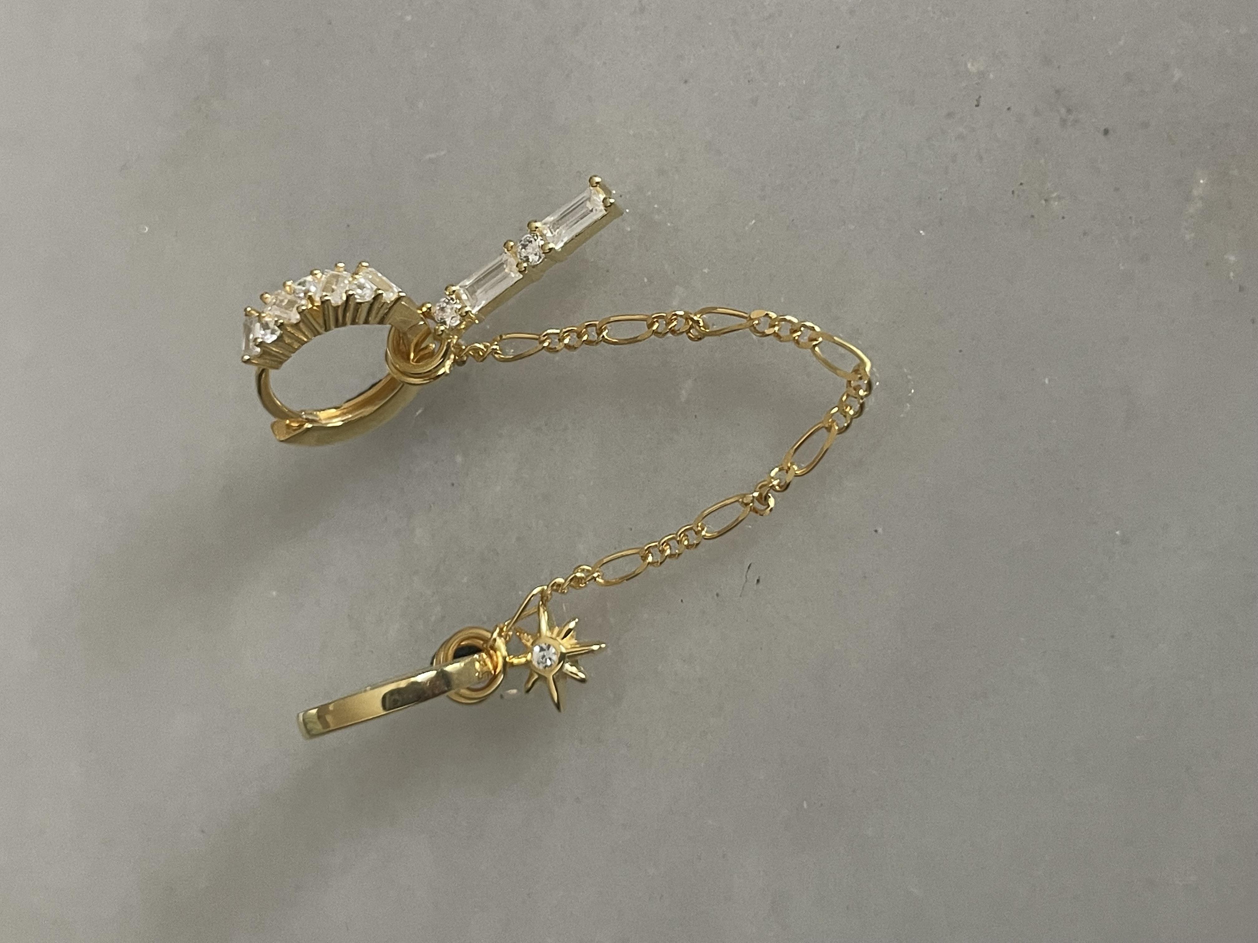 Zincir Detaylı Baget Taşlı Halka Küpe