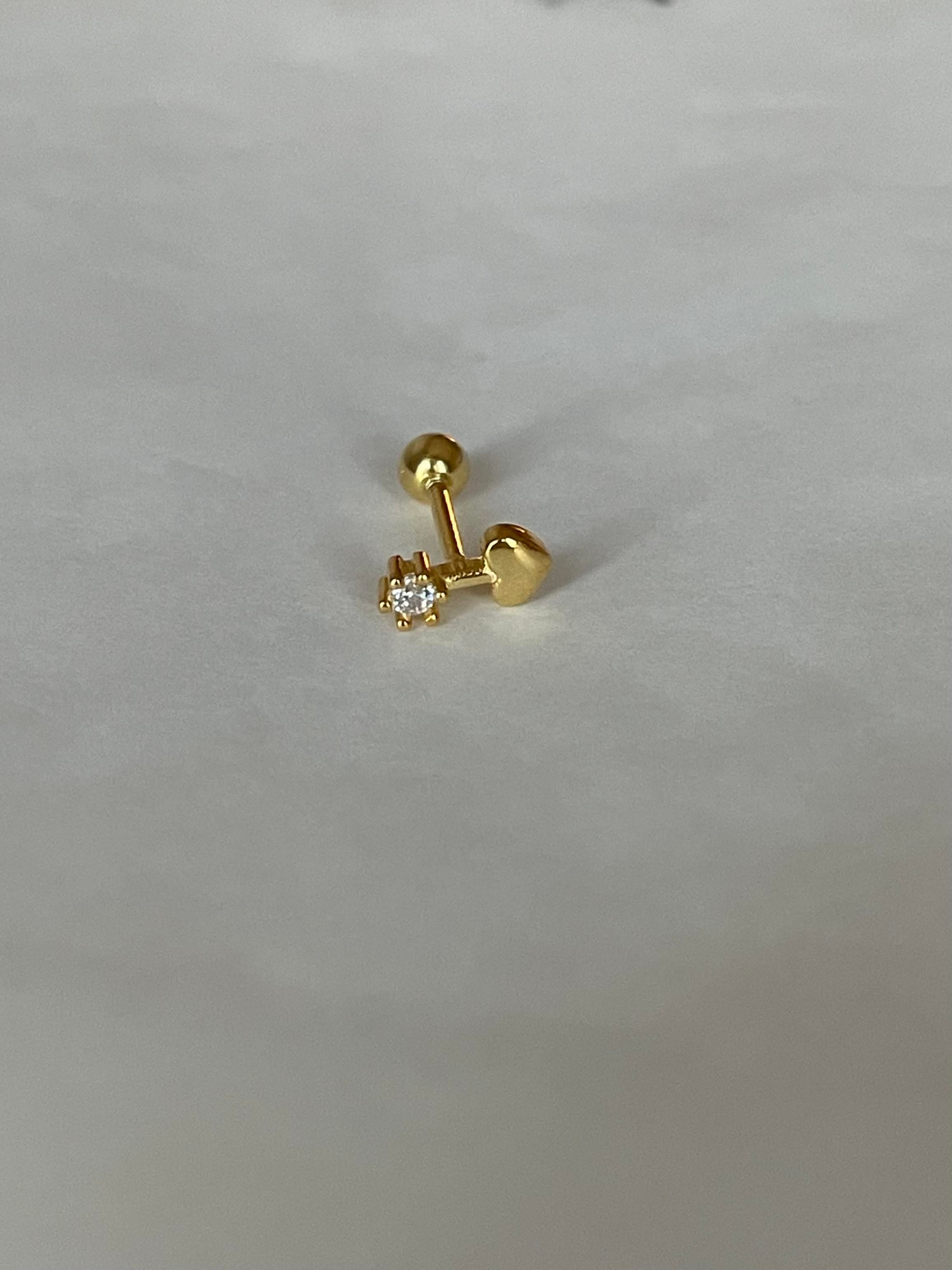 Kalp Taş Detaylı Piercing