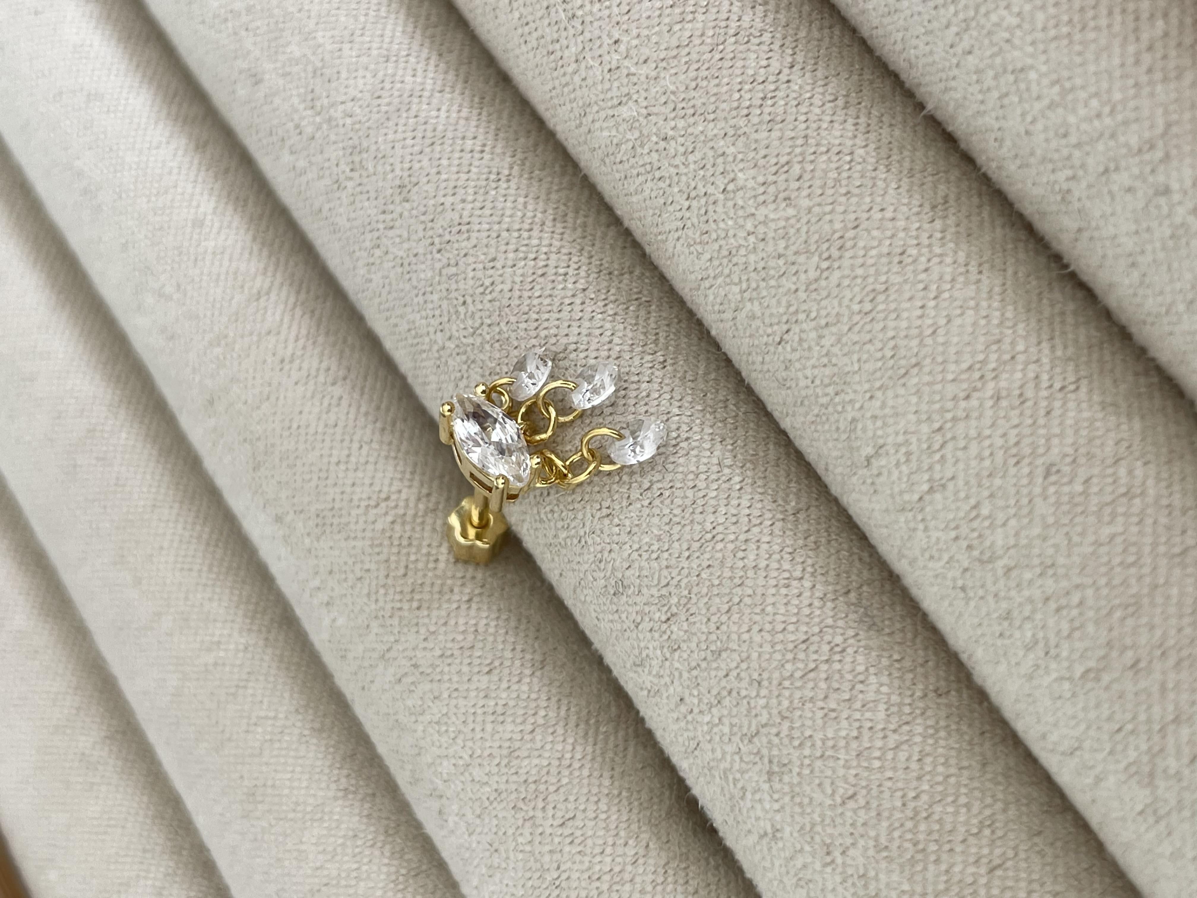 Kristal Taşlı Markiz Piercing