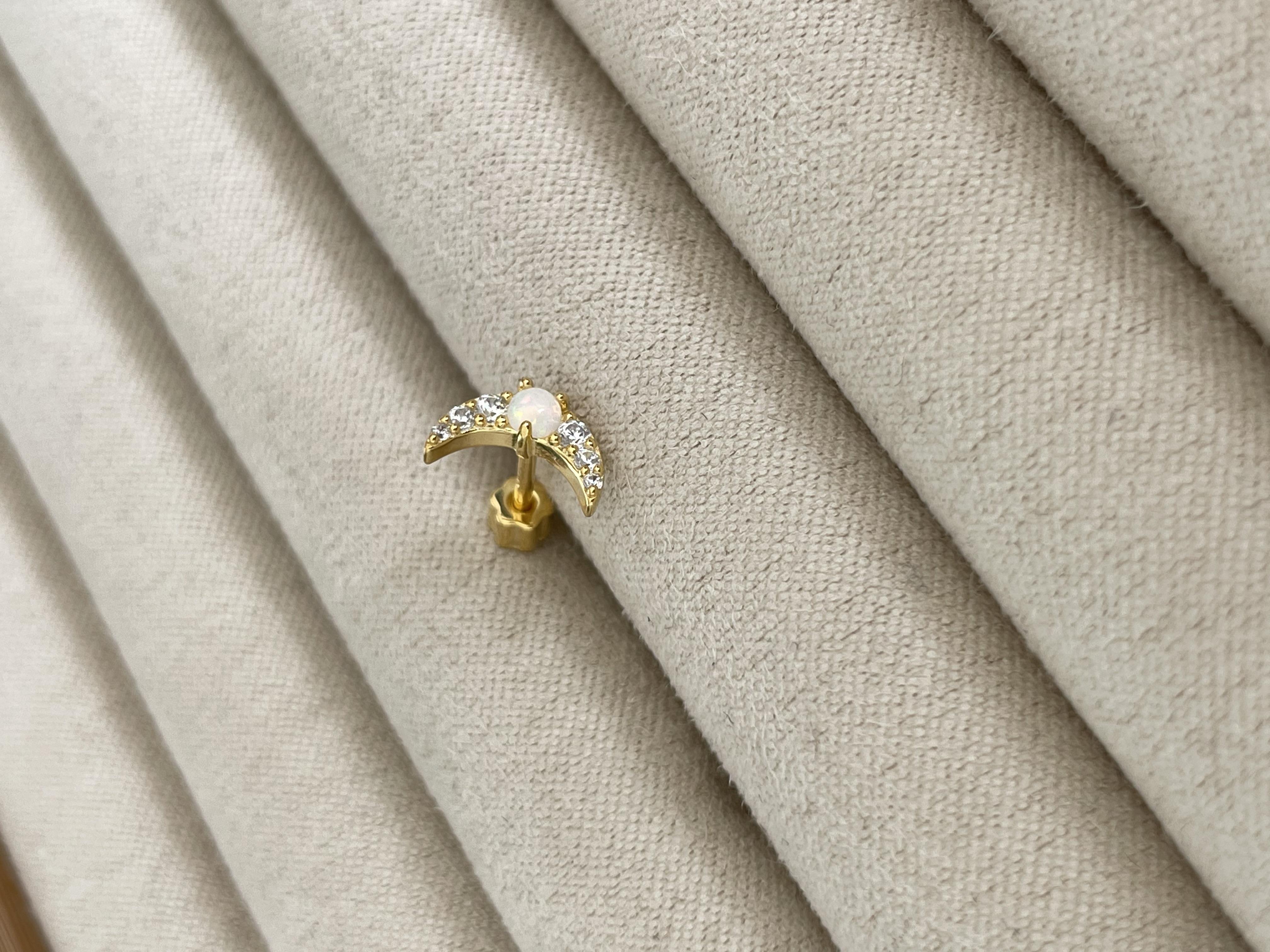 Opal Taşlı Hilal Piercing