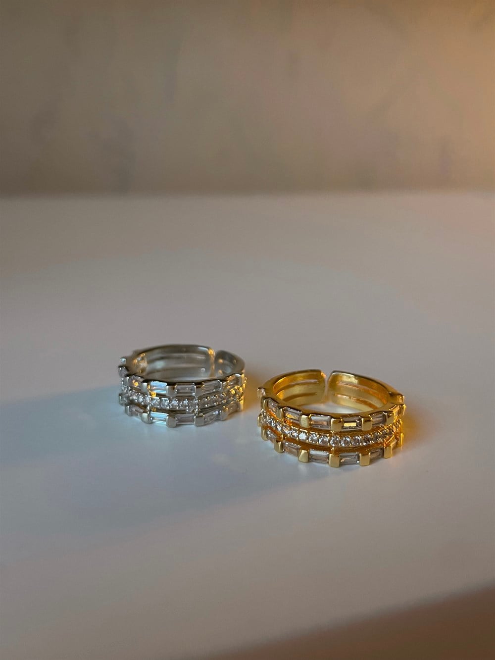 Üç Şeritli Yüzük