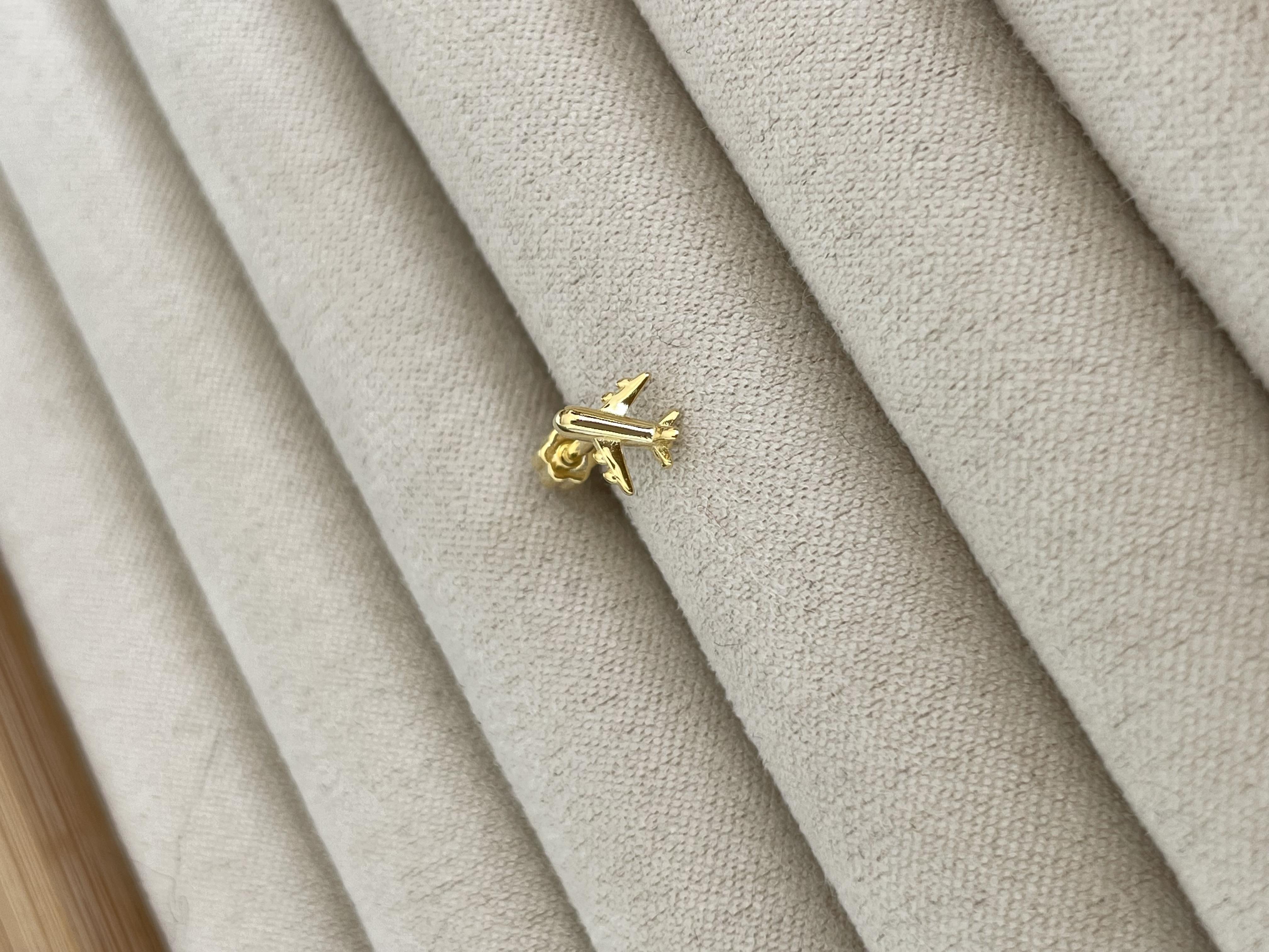 Uçak Piercing