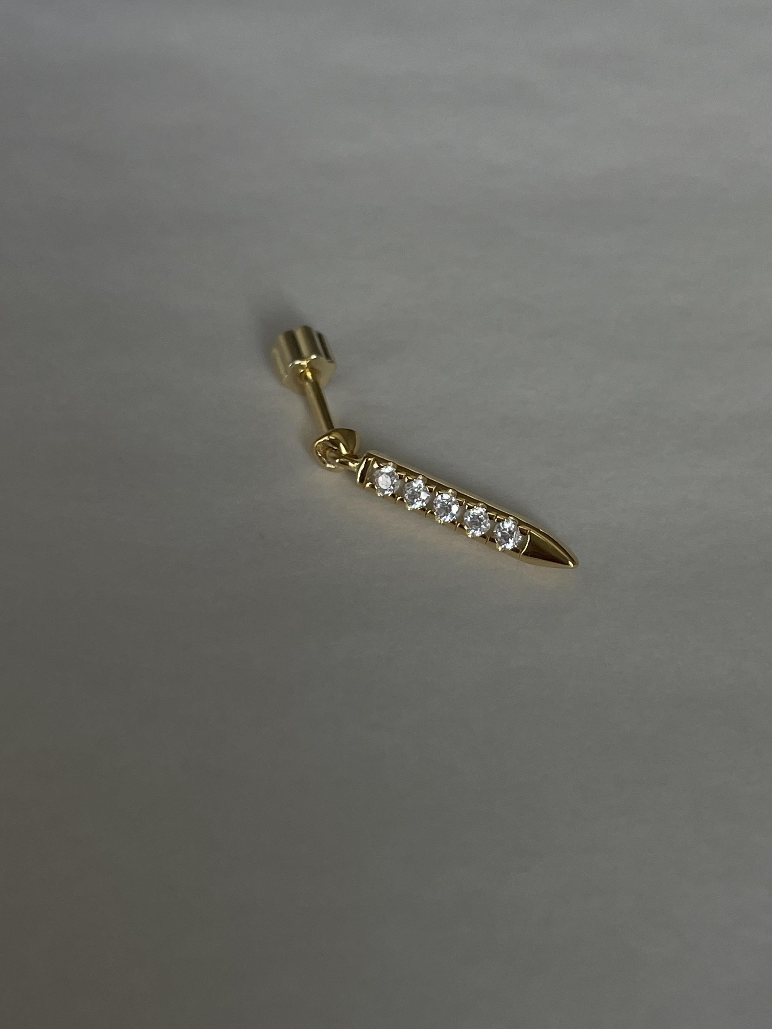 Ucu Sivri Çizgi Piercing