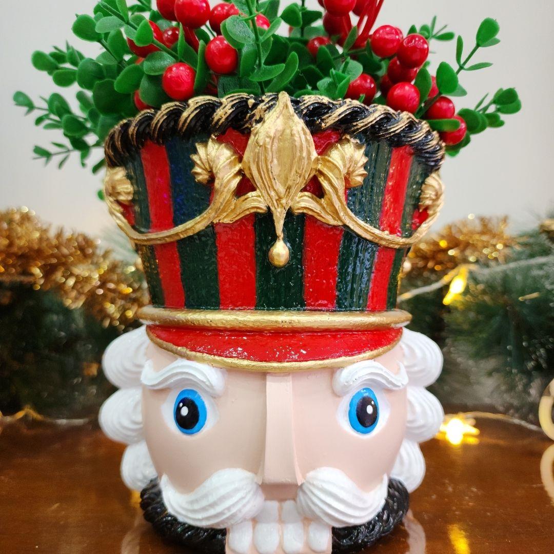 Kurşun Asker Saksı 