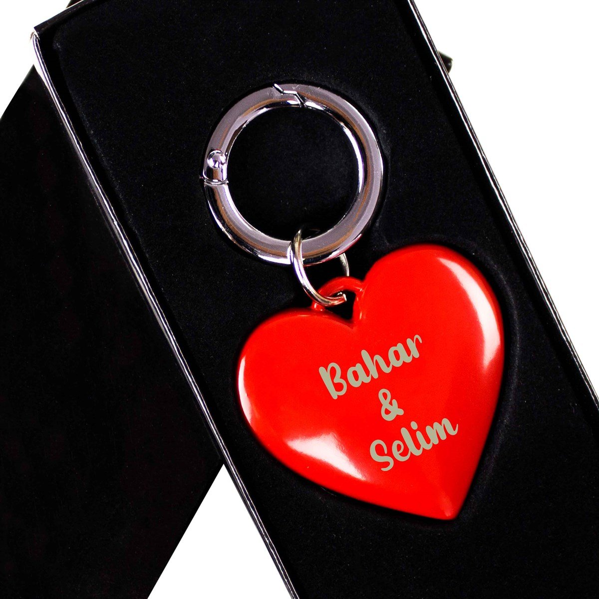 İsme Özel Kalp Tasarımlı Metal Kırmızı Anahtarlık