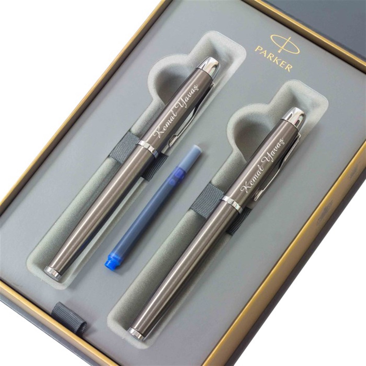 İsme Özel Parker Metal Exclusive Dolma Kalem ve Roller Kalem Seti Füme