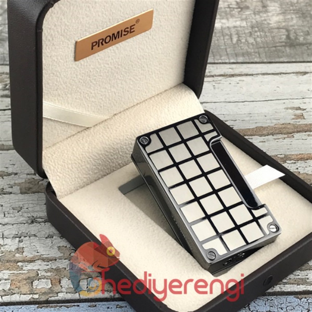 Promise Markalı Pürmüz Alevli Premium Kareli Füme Çakmak​