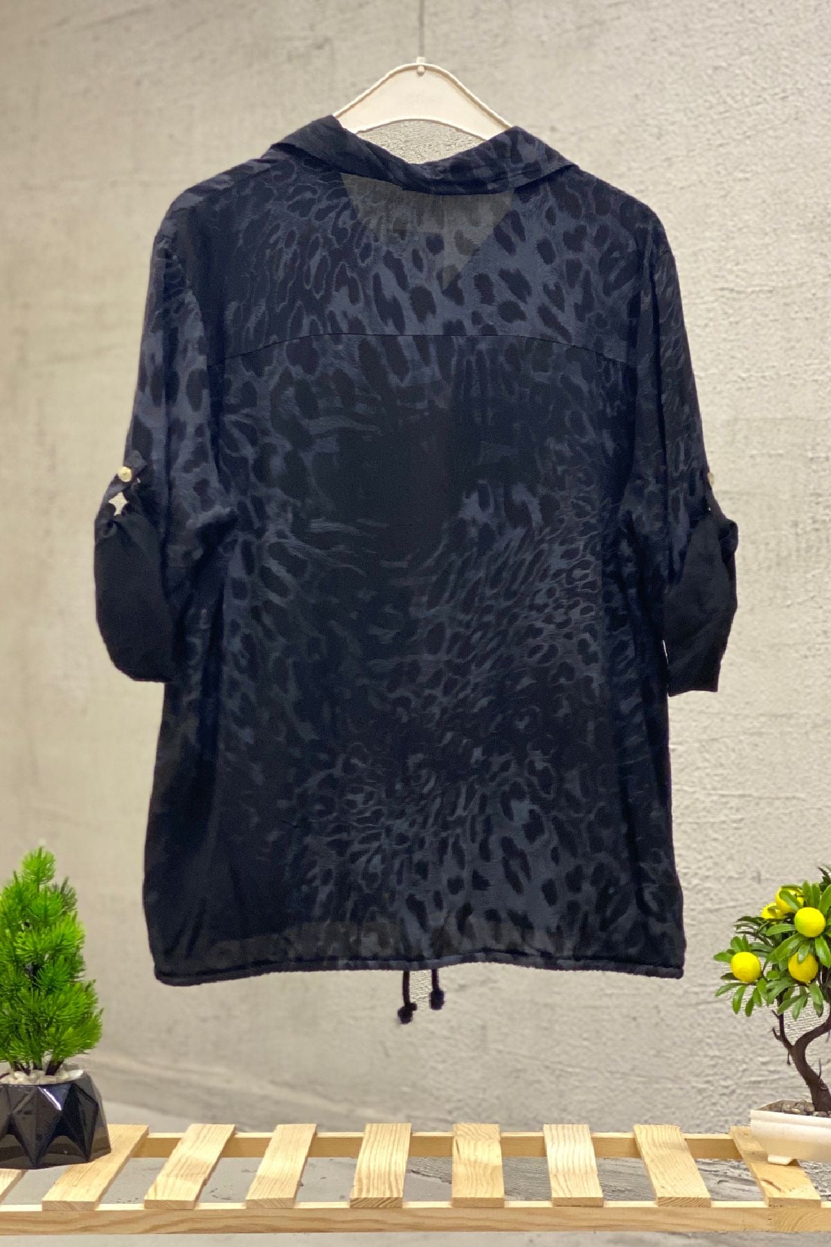 Leopard Print Sequin Detailed Voile Shirt