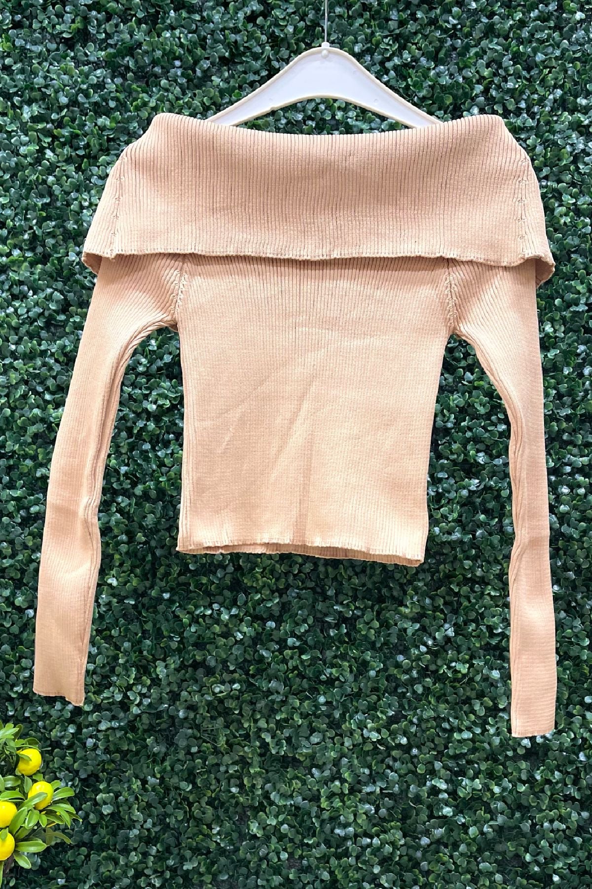 Handkerchief Collar Long Sleeve Sweater