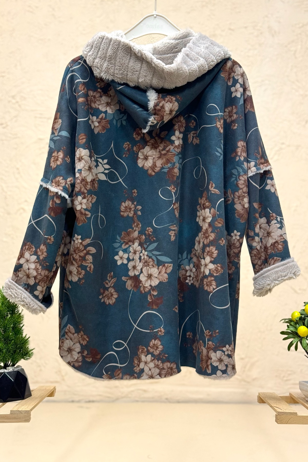 Nergis Kürklü Oversize Nubuk Kaban