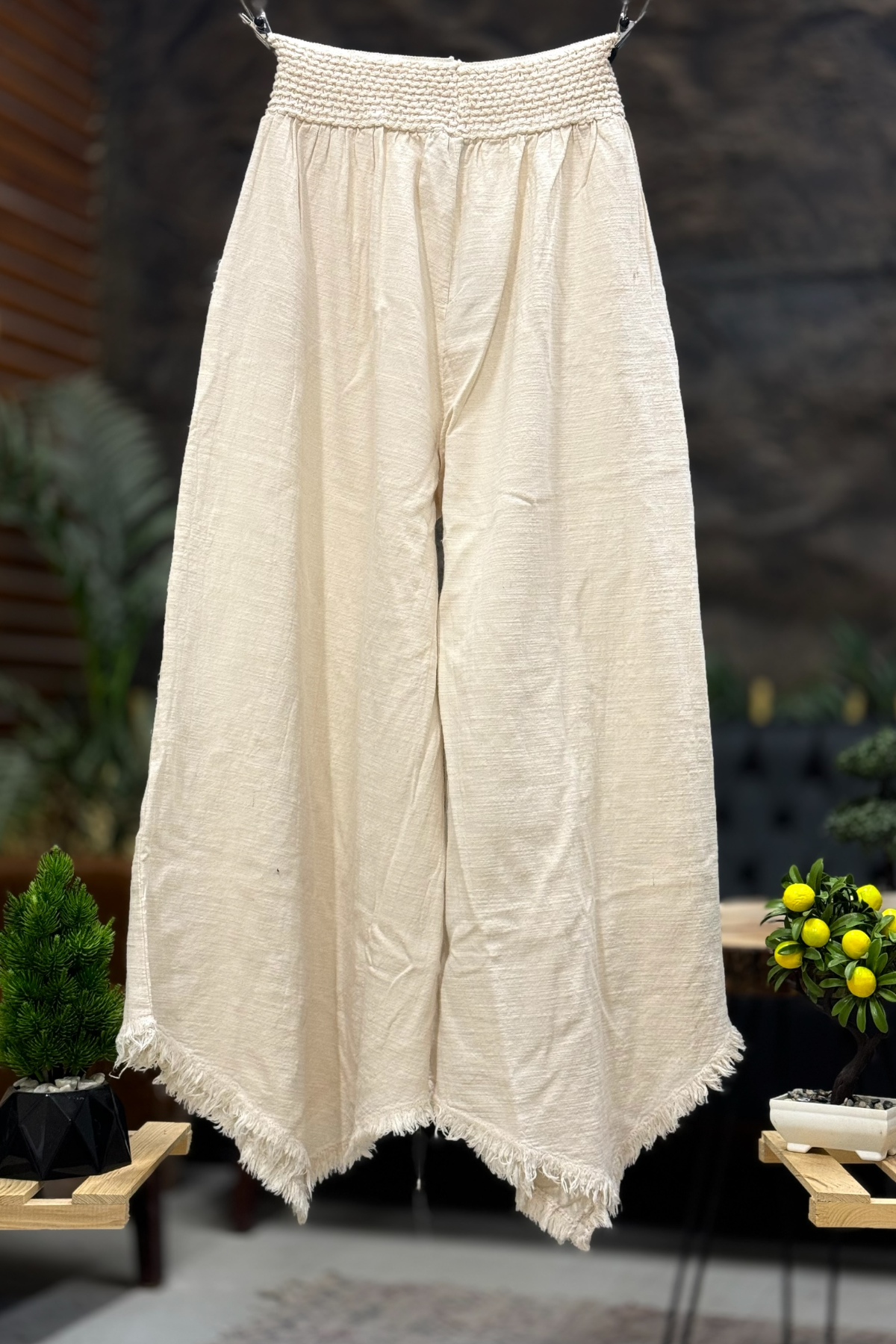 Paça Tüy Nakışlı Bol Paça Keten Pantolon