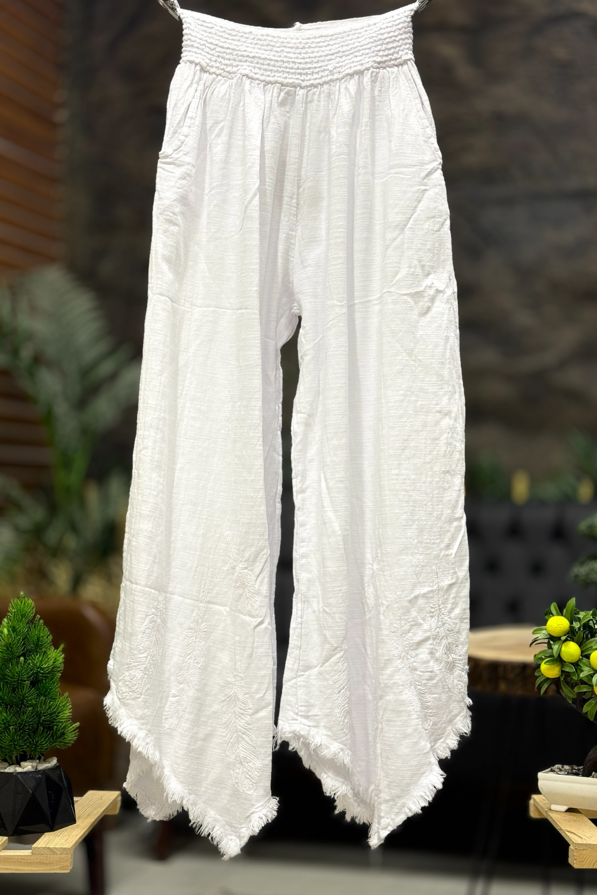Paça Tüy Nakışlı Bol Paça Keten Pantolon