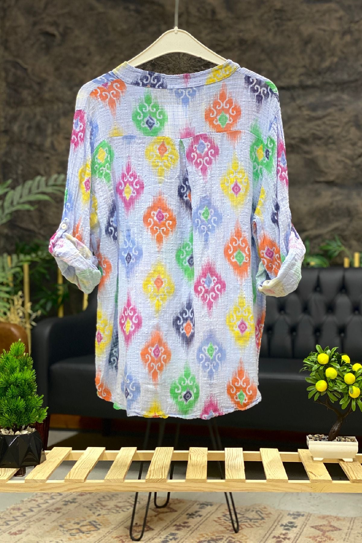 Ceramic Pattern Prevailing Collar Capri Sleeve Linen Blouse