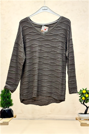 Kırık Çizgi Desen Yaka Simli İthal Bluz