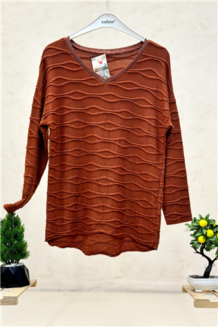 Kırık Çizgi Desen Yaka Simli İthal Bluz