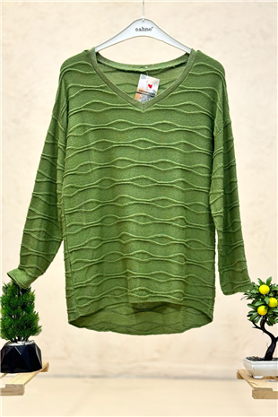 Kırık Çizgi Desen Yaka Simli İthal Bluz