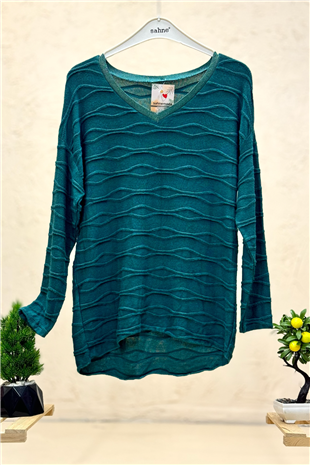 Kırık Çizgi Desen Yaka Simli İthal Bluz