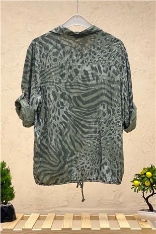 Batik Leopar Desen Pul Detaylı Vual Gömlek