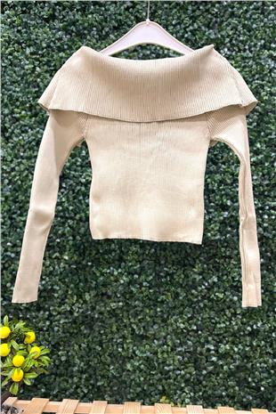 Handkerchief Collar Long Sleeve Sweater