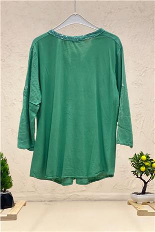 Linen judge collar shirt with sequins on collar and button place