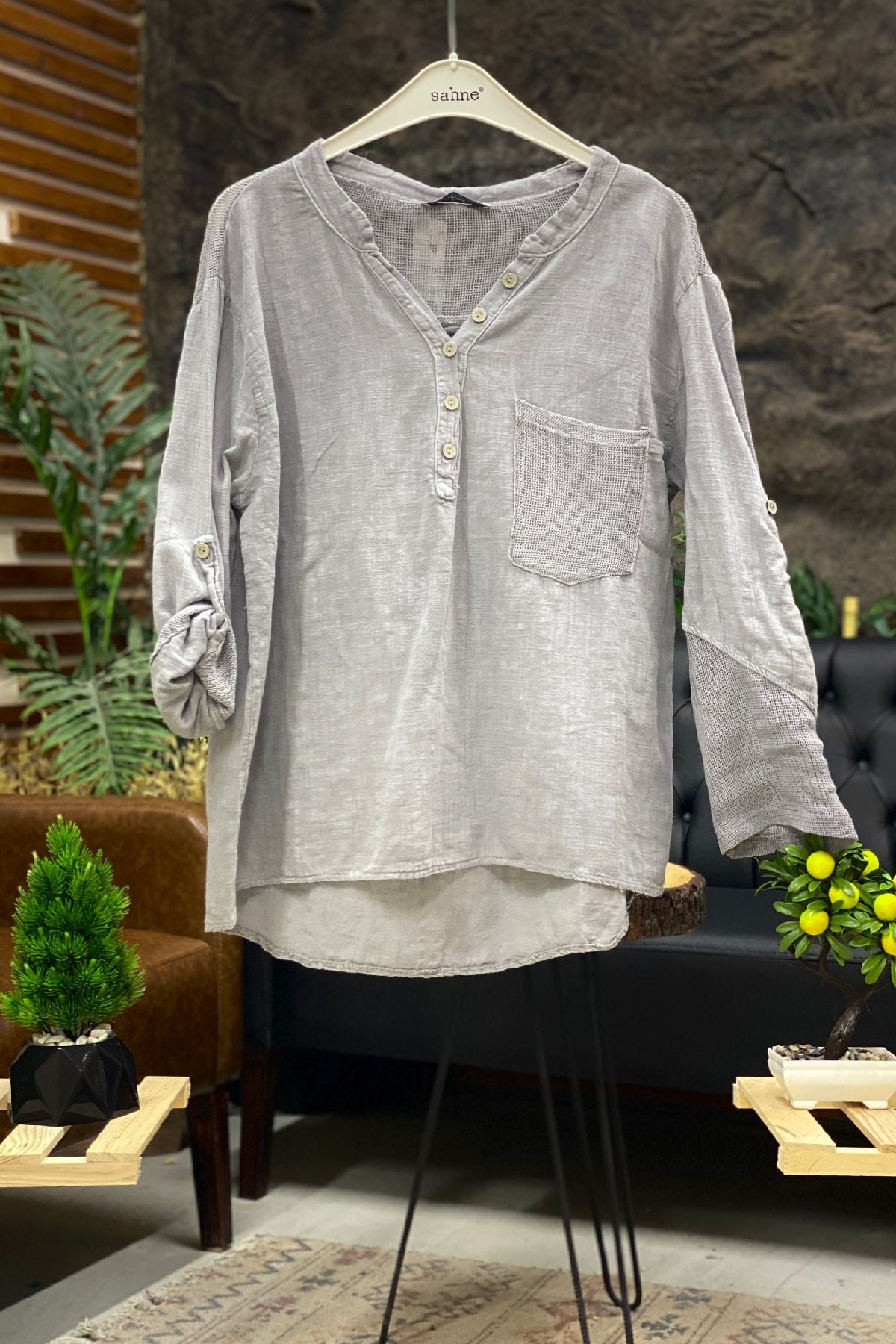 Judge Collar Pocket And Back Mesh Detail Linen Blouse