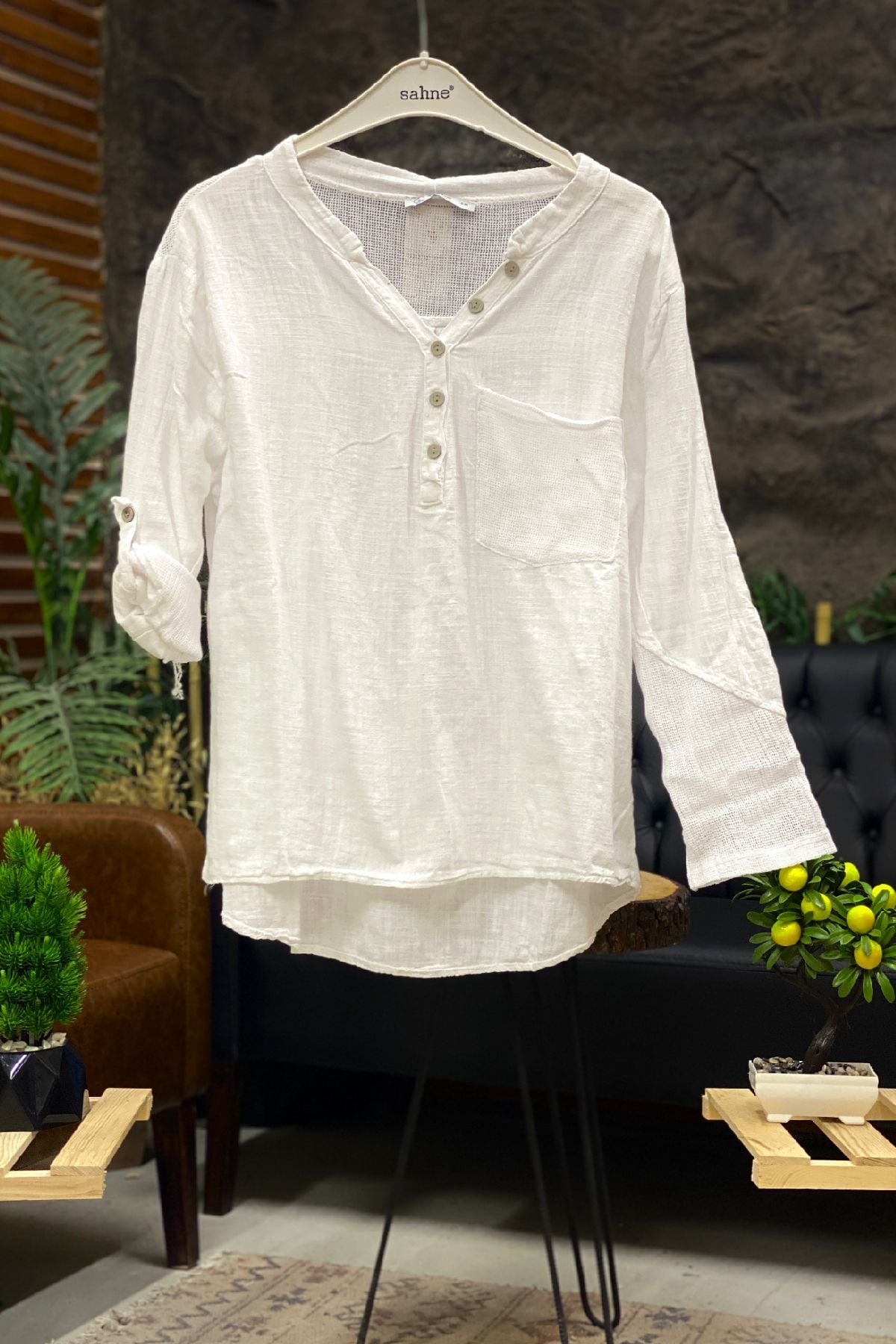 Judge Collar Pocket And Back Mesh Detail Linen Blouse