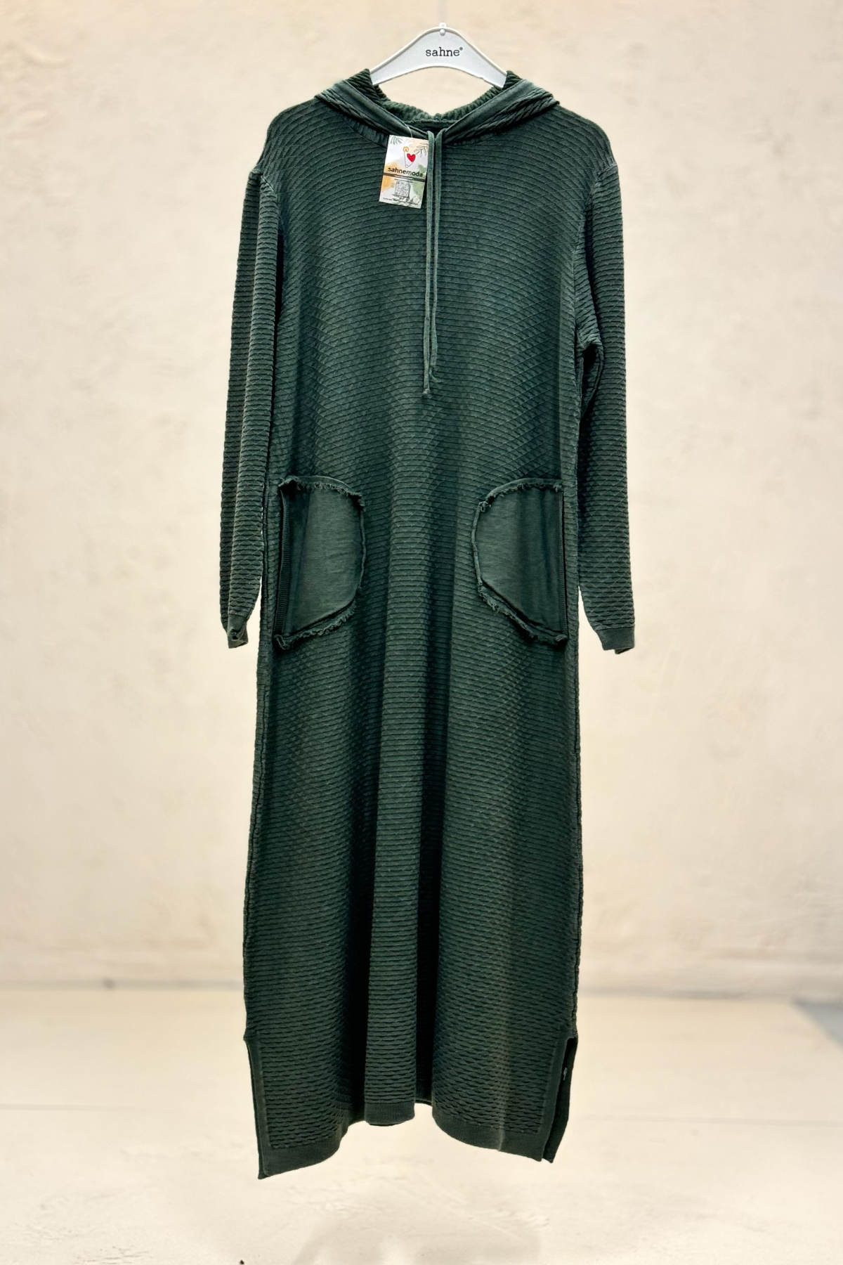 Kendinden Desenli Kapşonlu Cepli Organik Pamuk Elbise