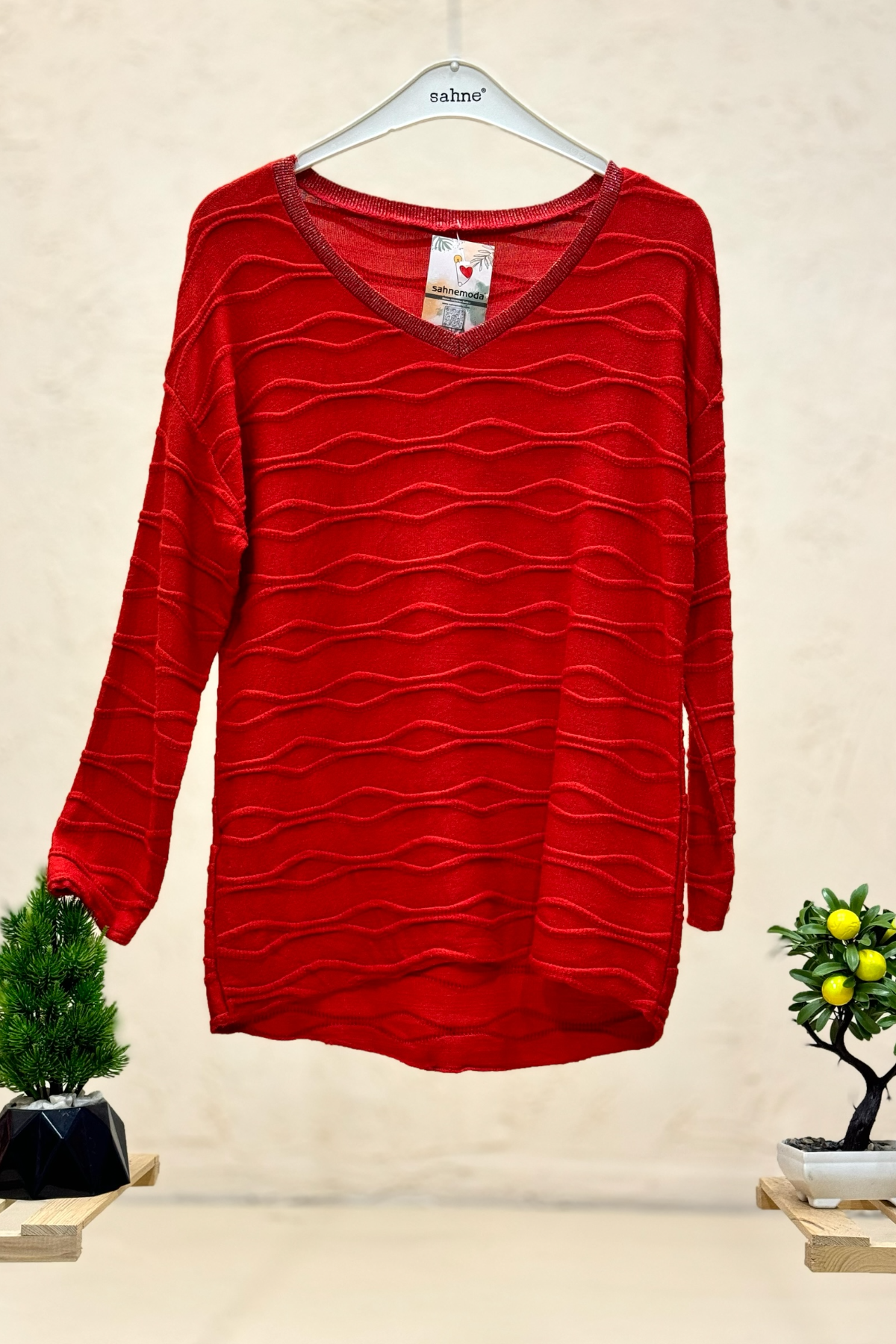 Kırık Çizgi Desen Yaka Simli İthal Bluz