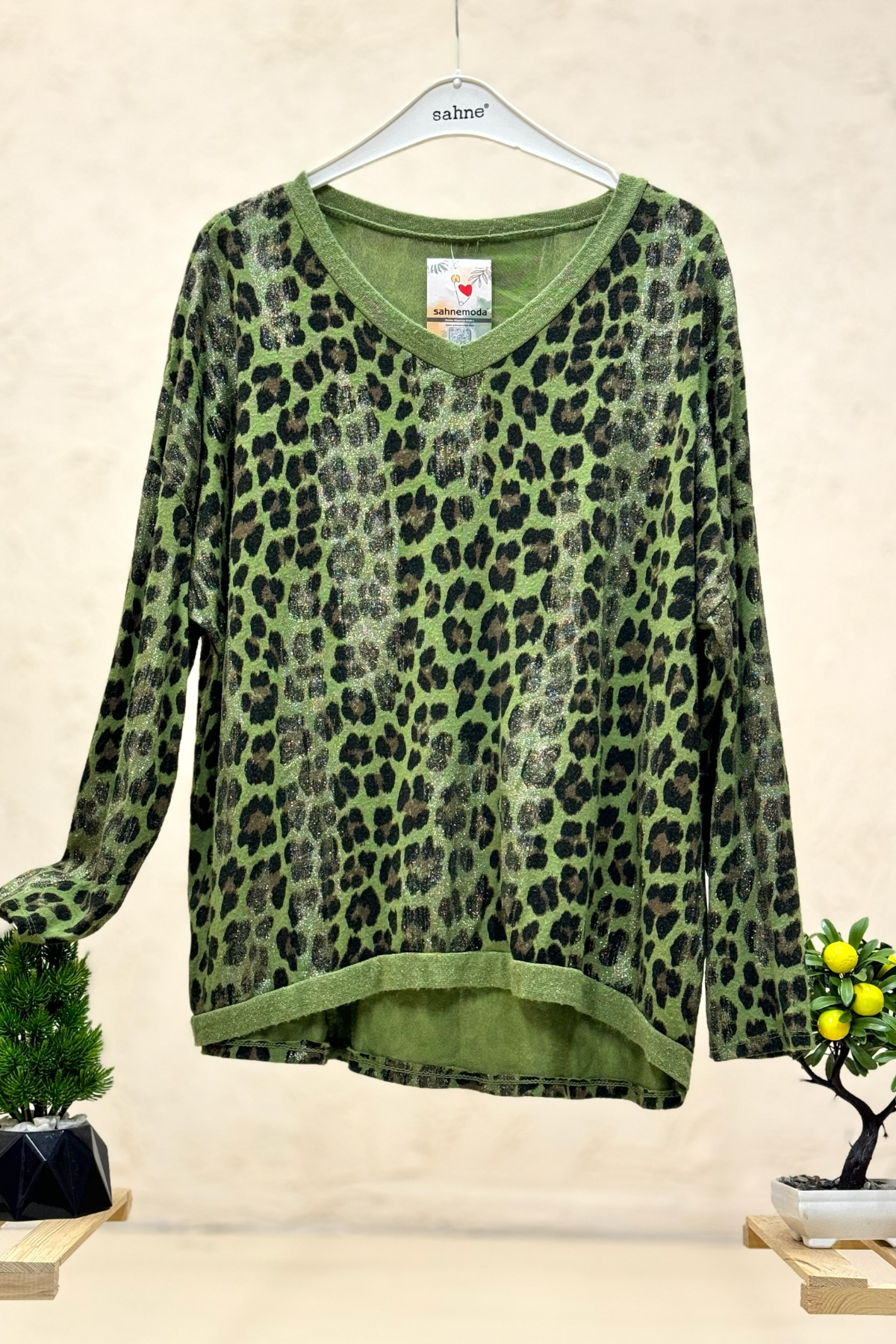 Leopar Desen V Yaka Simli İthal Bluz