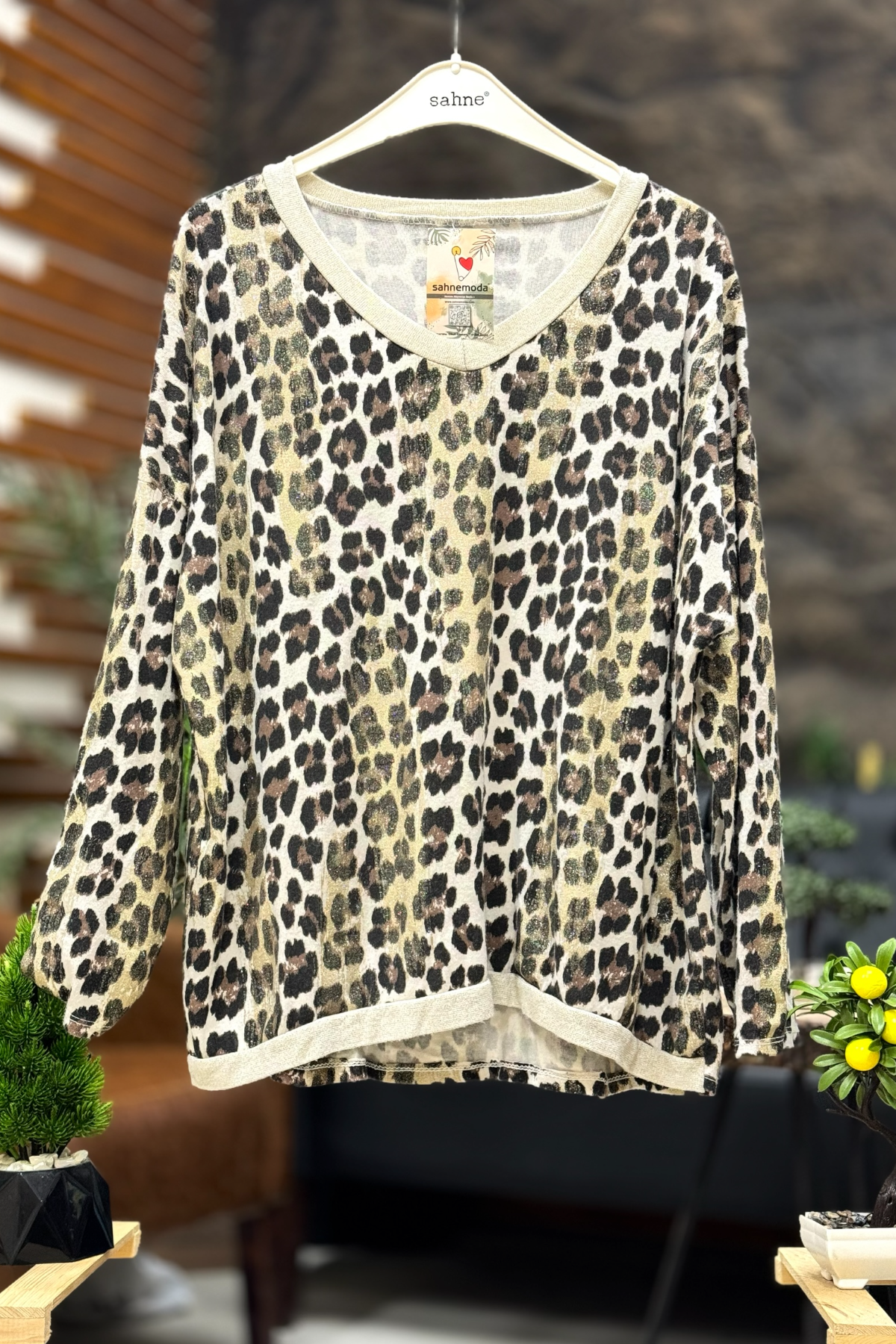 Leopar Desen V Yaka Simli İthal Bluz