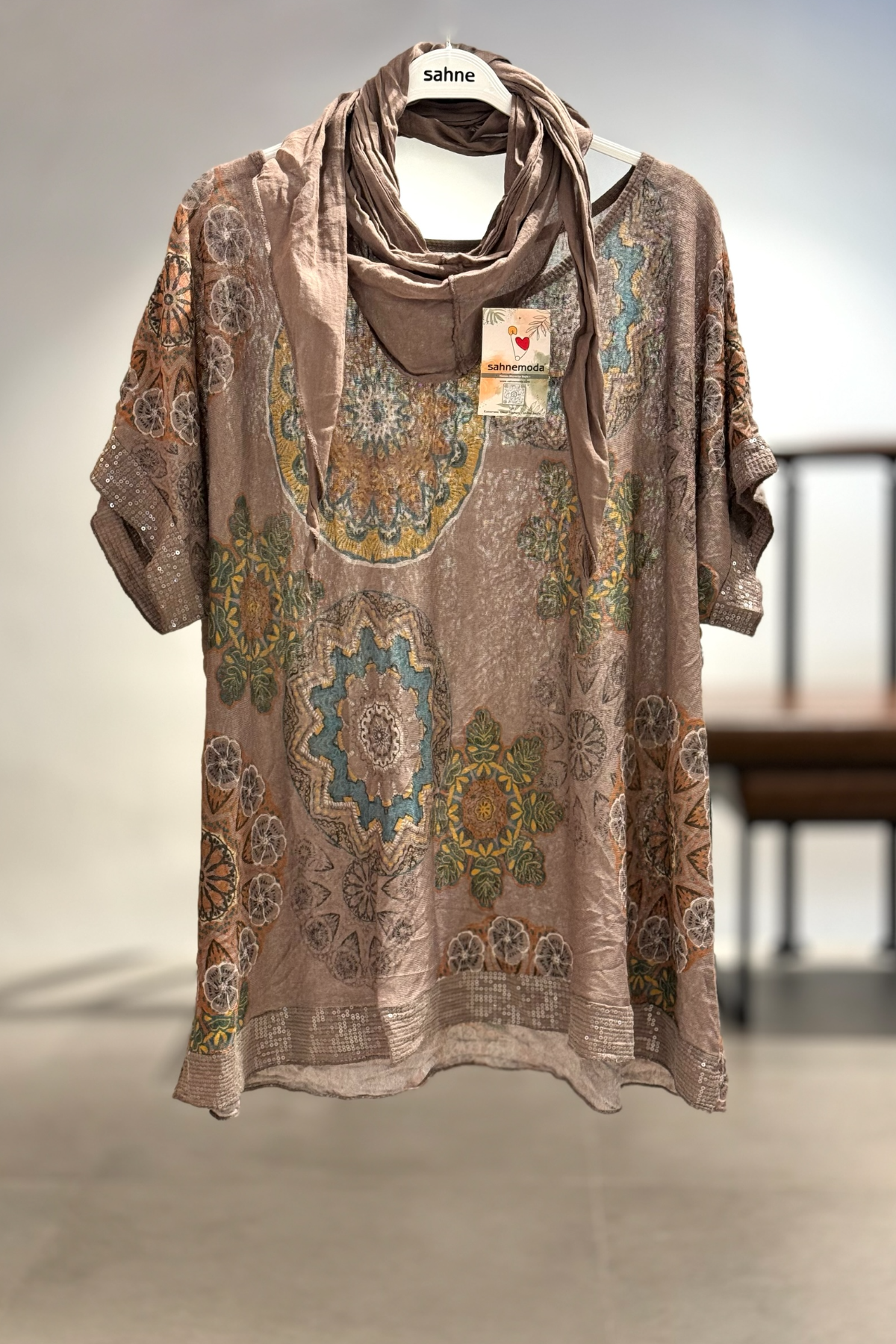 Mandala Desen Kısa Kol Şallı İthal Bluz