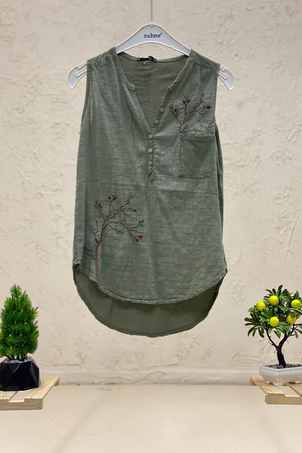 Embroidered Sleeveless Linen Blouse
