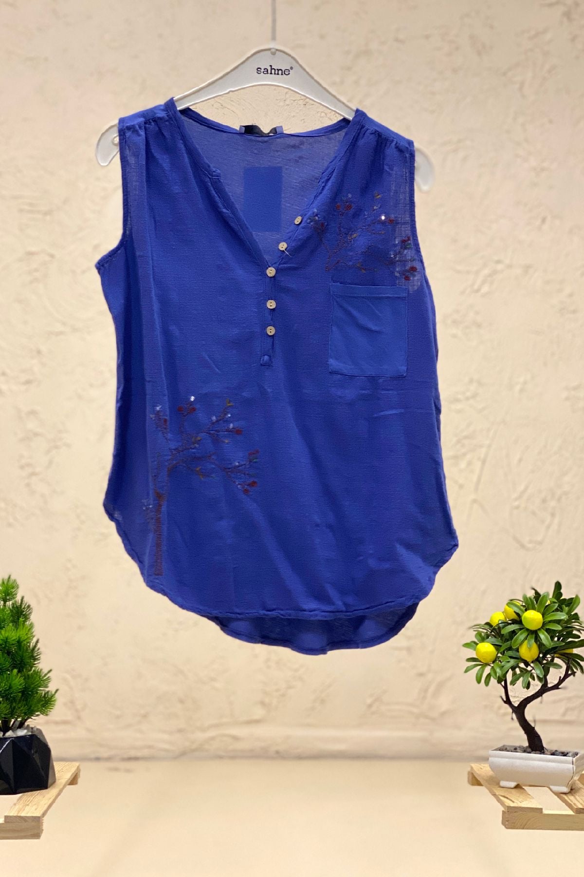 Embroidered Sleeveless Linen Blouse