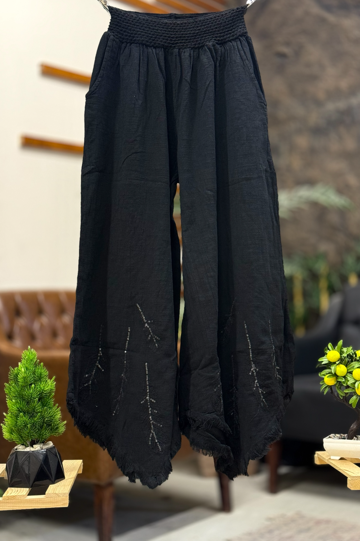 Paça Tüy Nakışlı Bol Paça Keten Pantolon