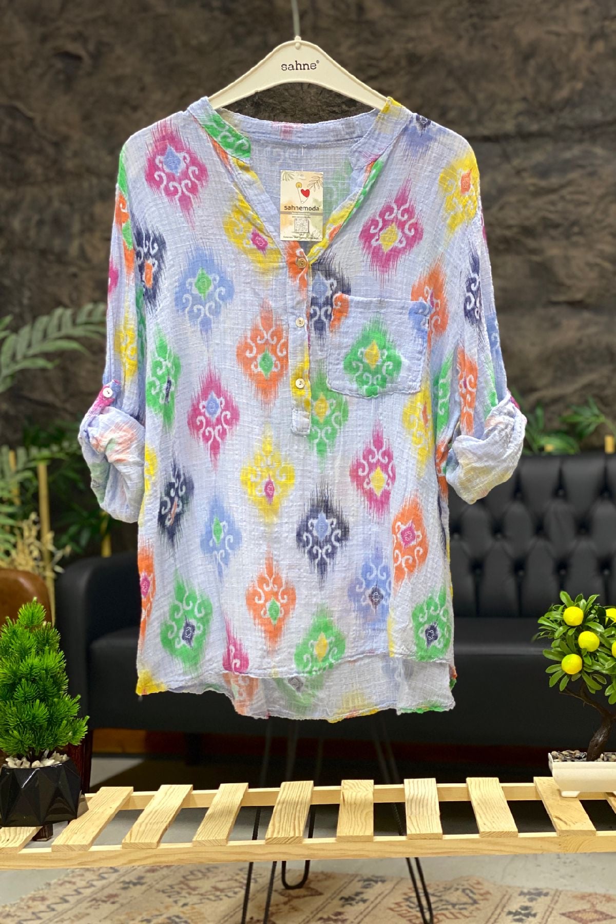 Ceramic Pattern Prevailing Collar Capri Sleeve Linen Blouse