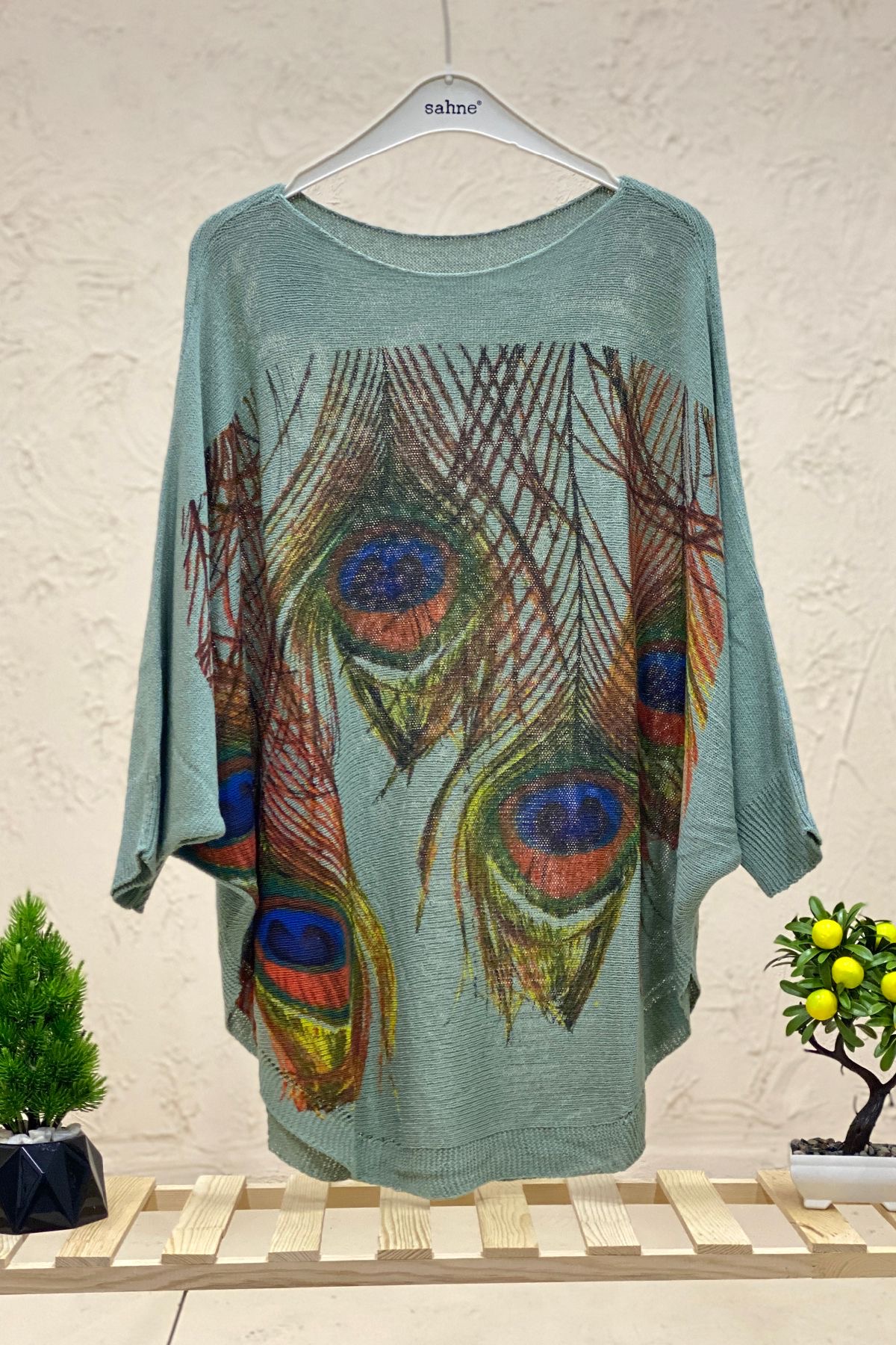 Peacock Print Pocket Bat Mercerized Blouse