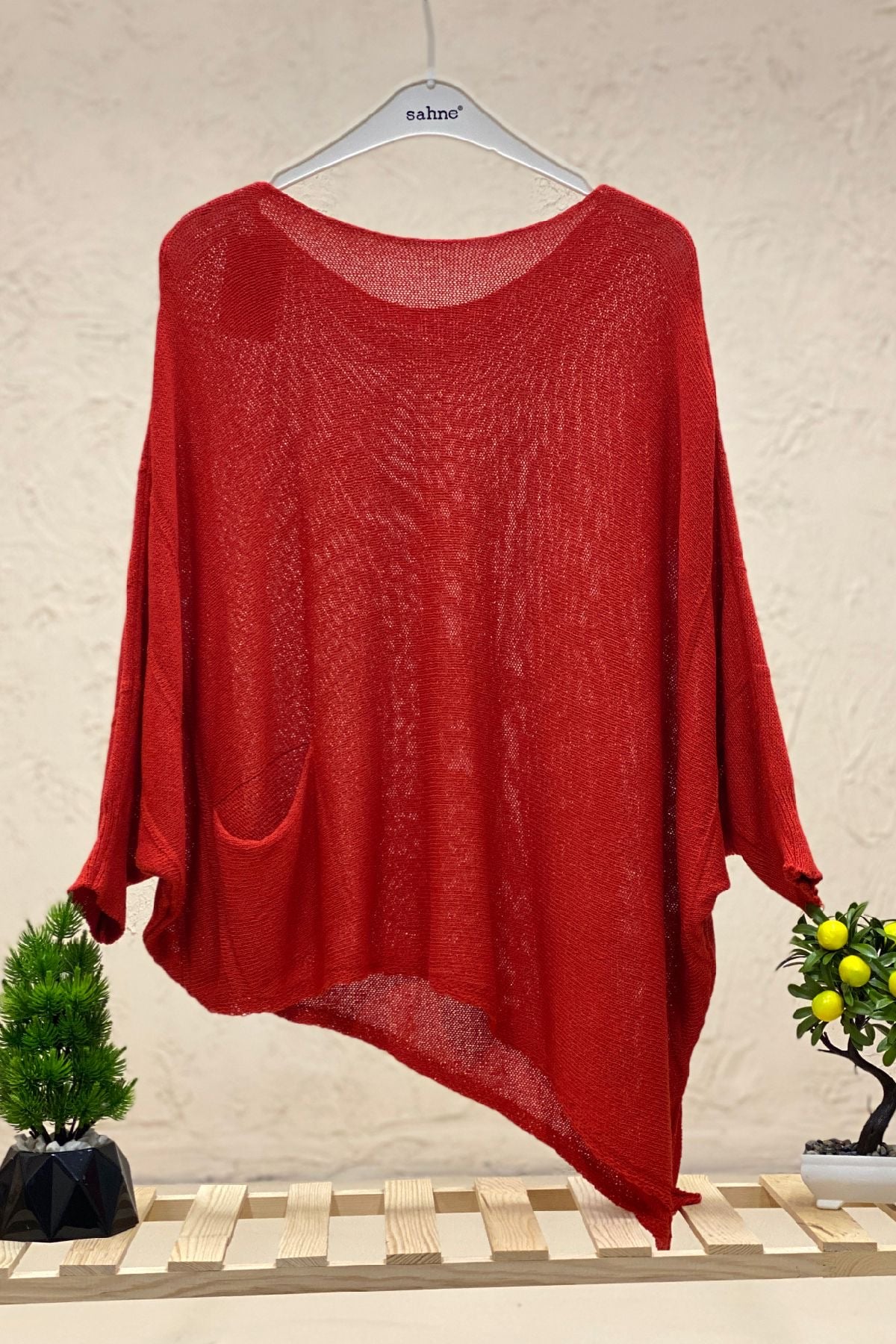 Single Pocket Bat Asymmetrical Mercerized Blouse