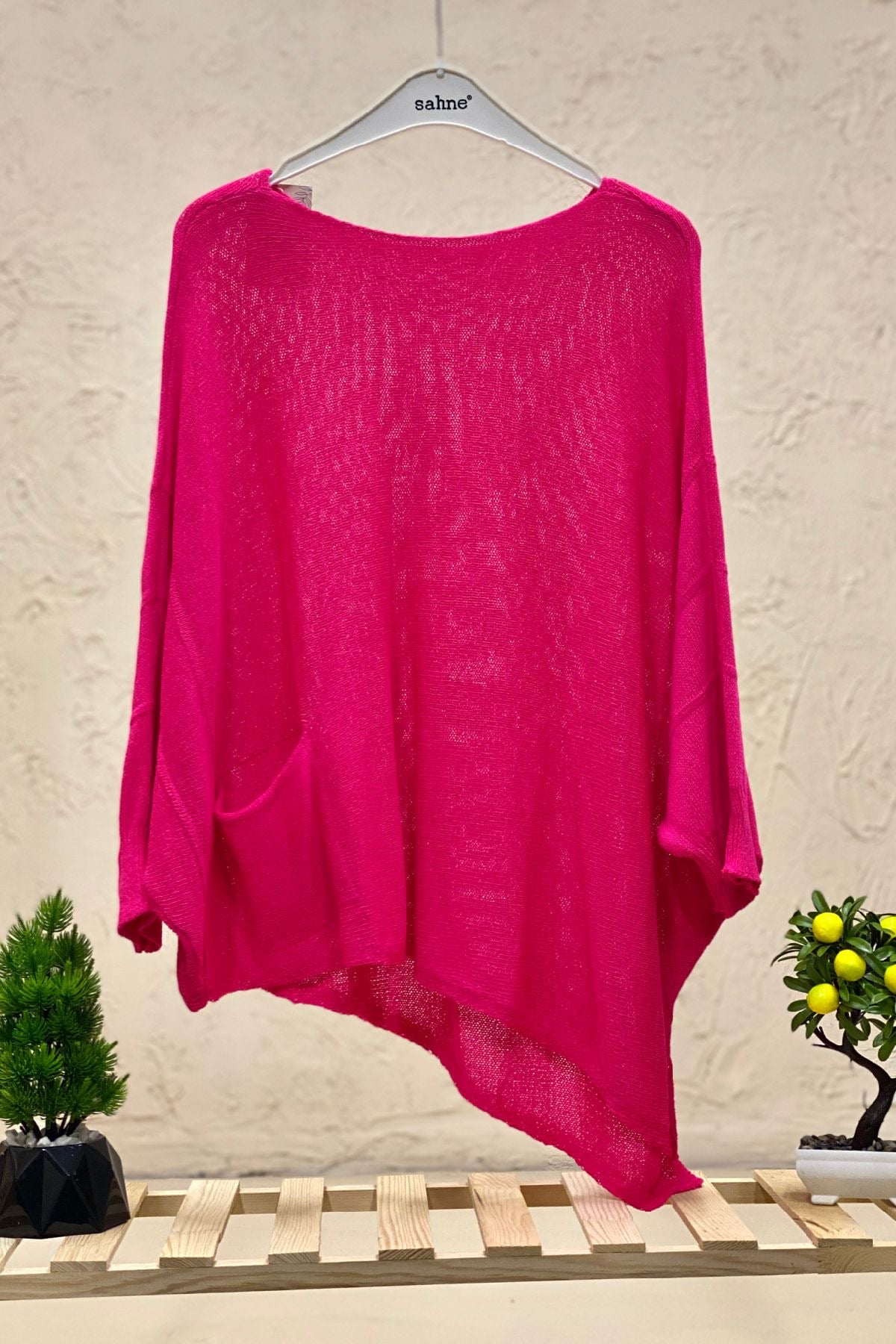 Single Pocket Bat Asymmetrical Mercerized Blouse