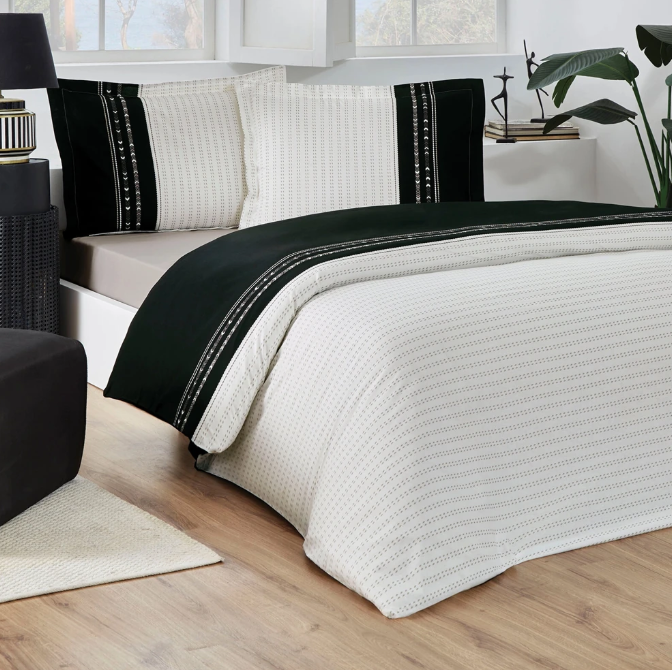 OZDILEK 692161 NEVRESIM TAKIMI FITTED.CAR RF CK SIYAH DESTAQUE