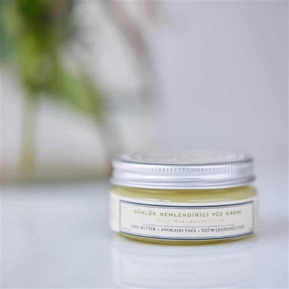 Günlük Nemlendirici Yüz Kremi 40gr