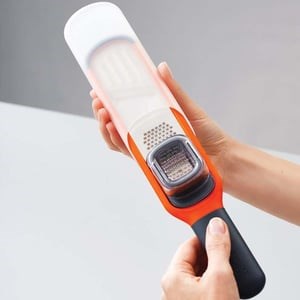 Joseph Joseph Handi-Grate™ 2'si 1 Arada Mini Rende ve Dilimleyici TuruncuJoseph Joseph