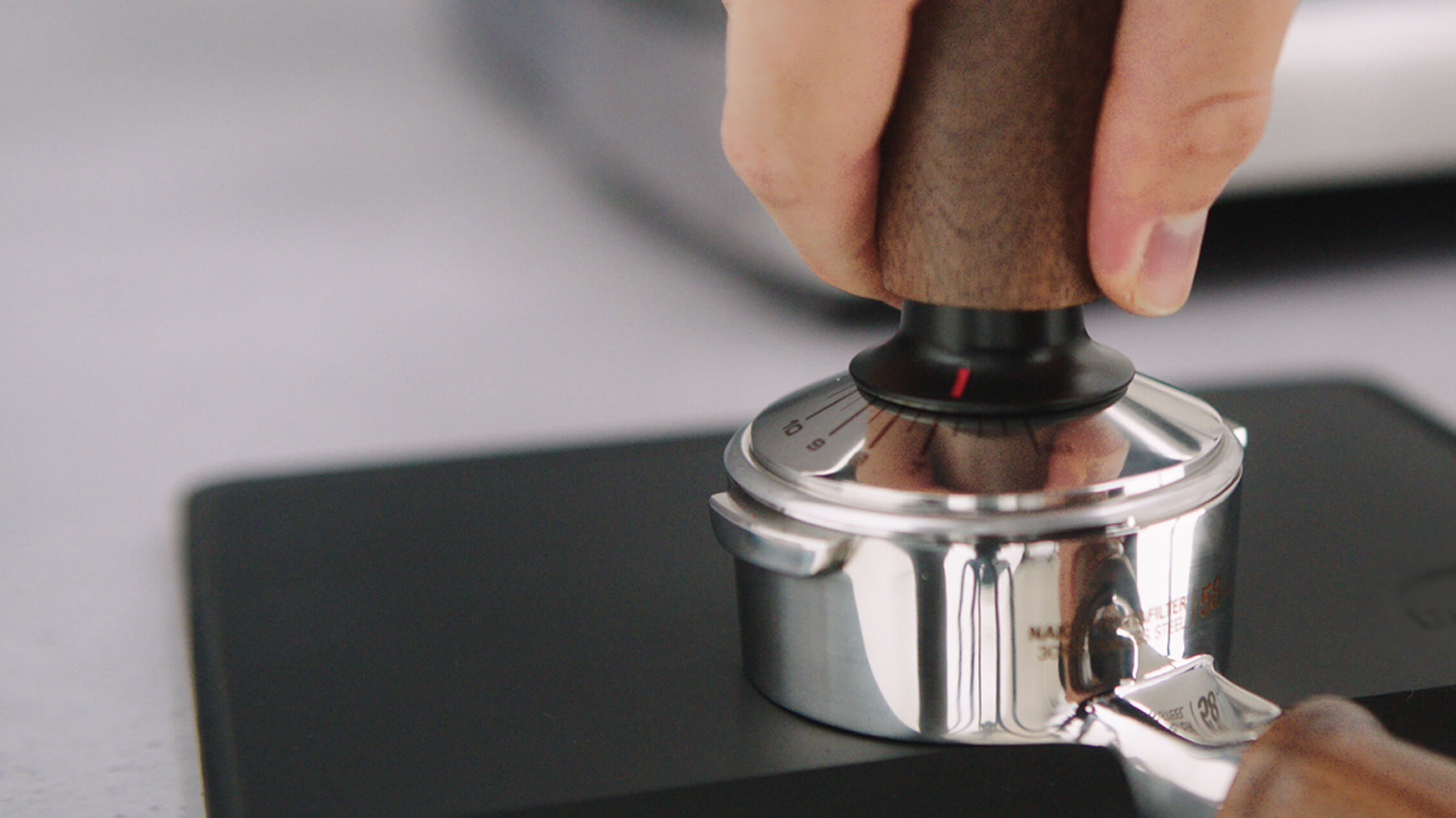 Sage the Force Gauge Tamper™