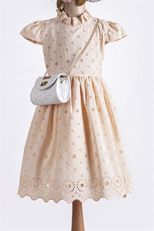 Kısa Kollu Fisto Kumaş Çantalı Kız Çocuk Elbisesi