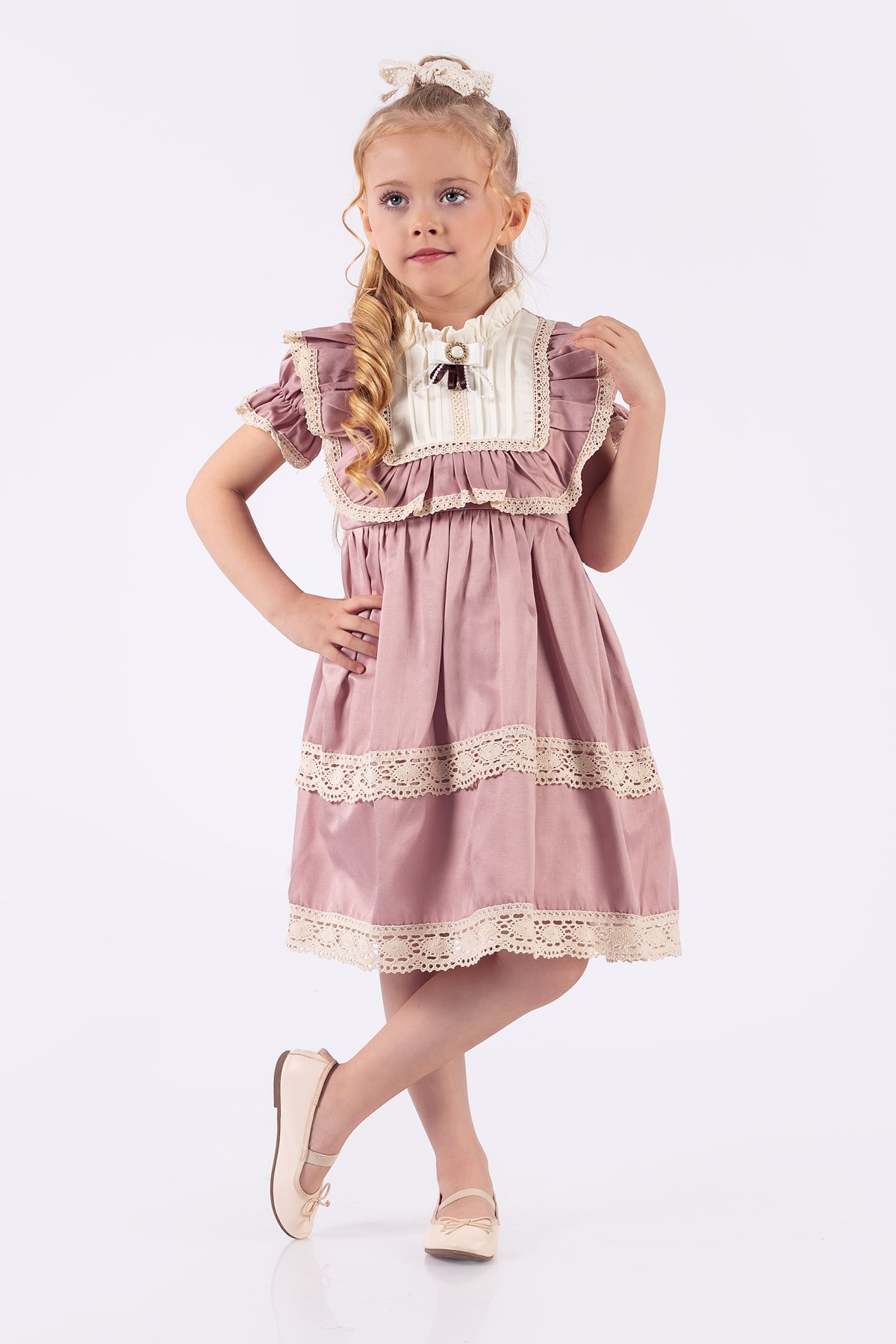 Dantel Motifli Vintage Kız Çocuk Elbisesi